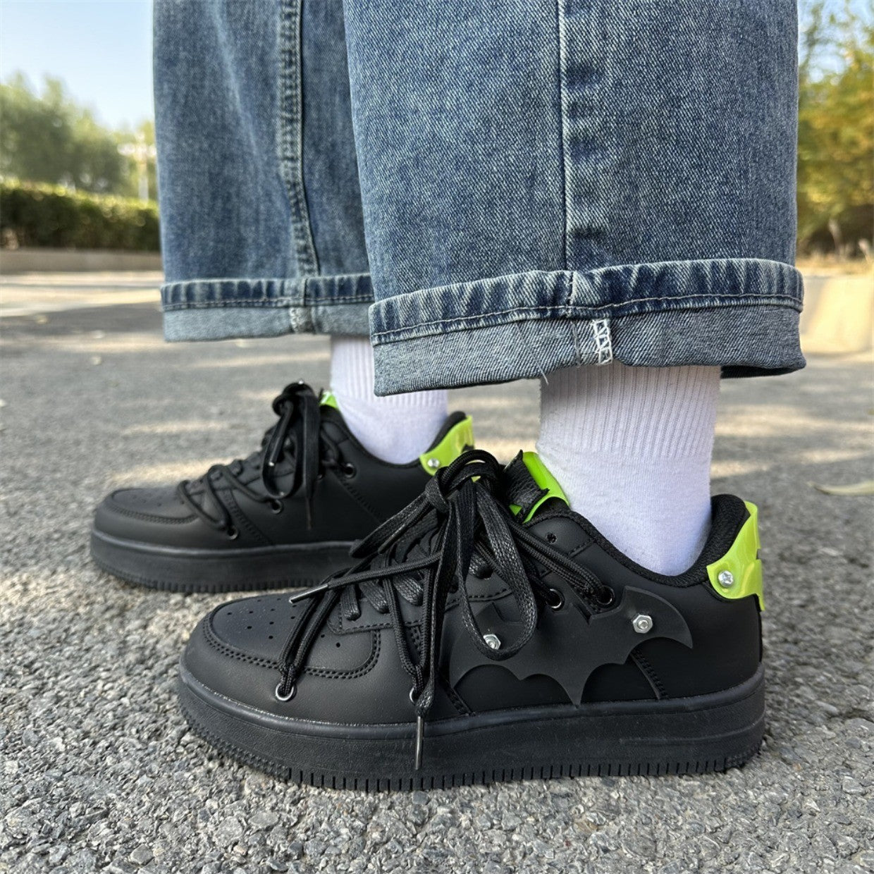 Bold Impact | Streetwear Sneaker Collection - Santo