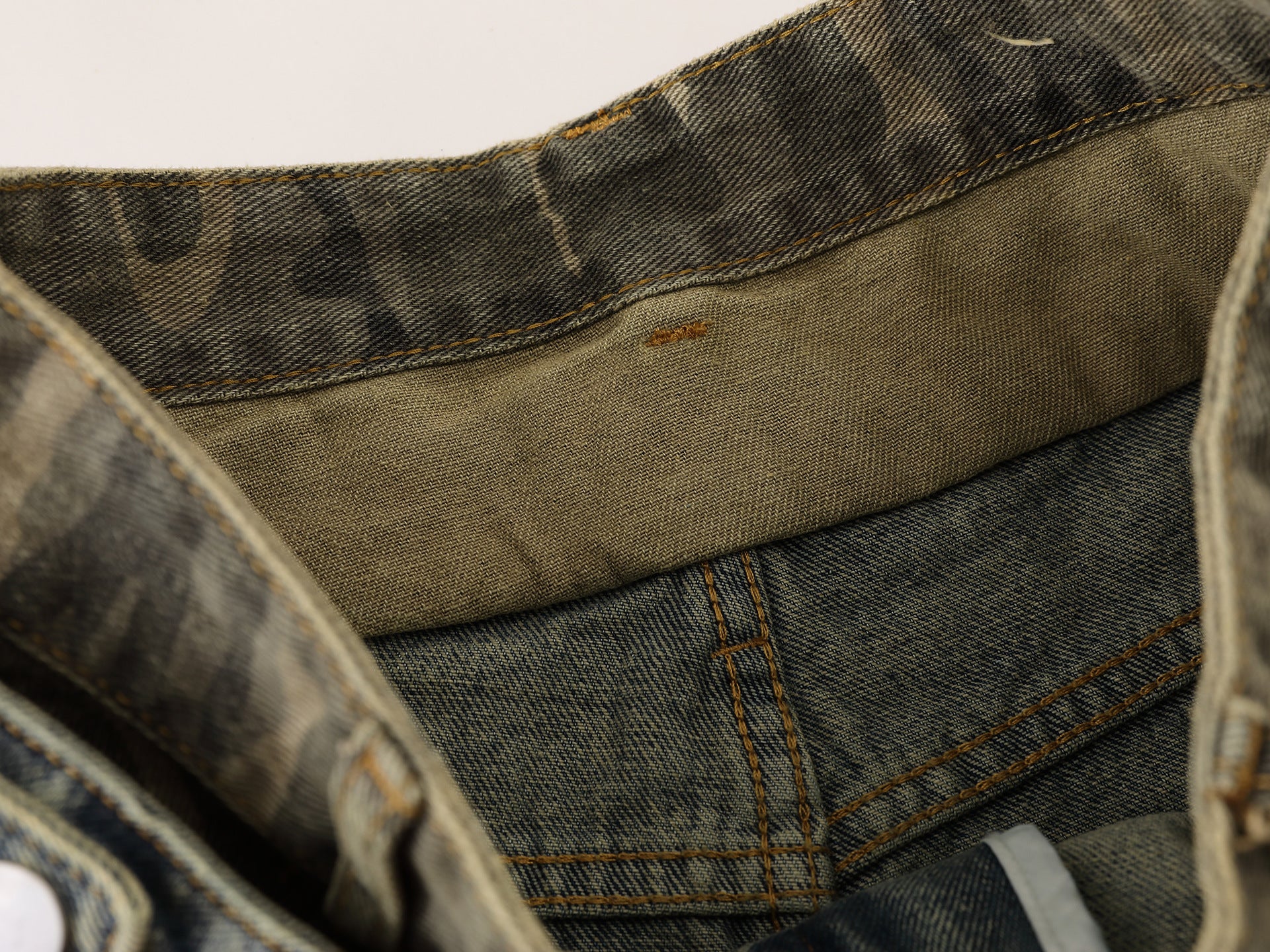 Taschen | Vintage Cargo Distressed Jeans