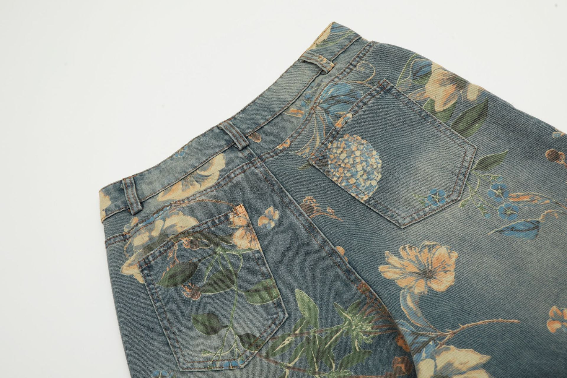 Bouton | Jean à boutons métalliques style streetwear américain