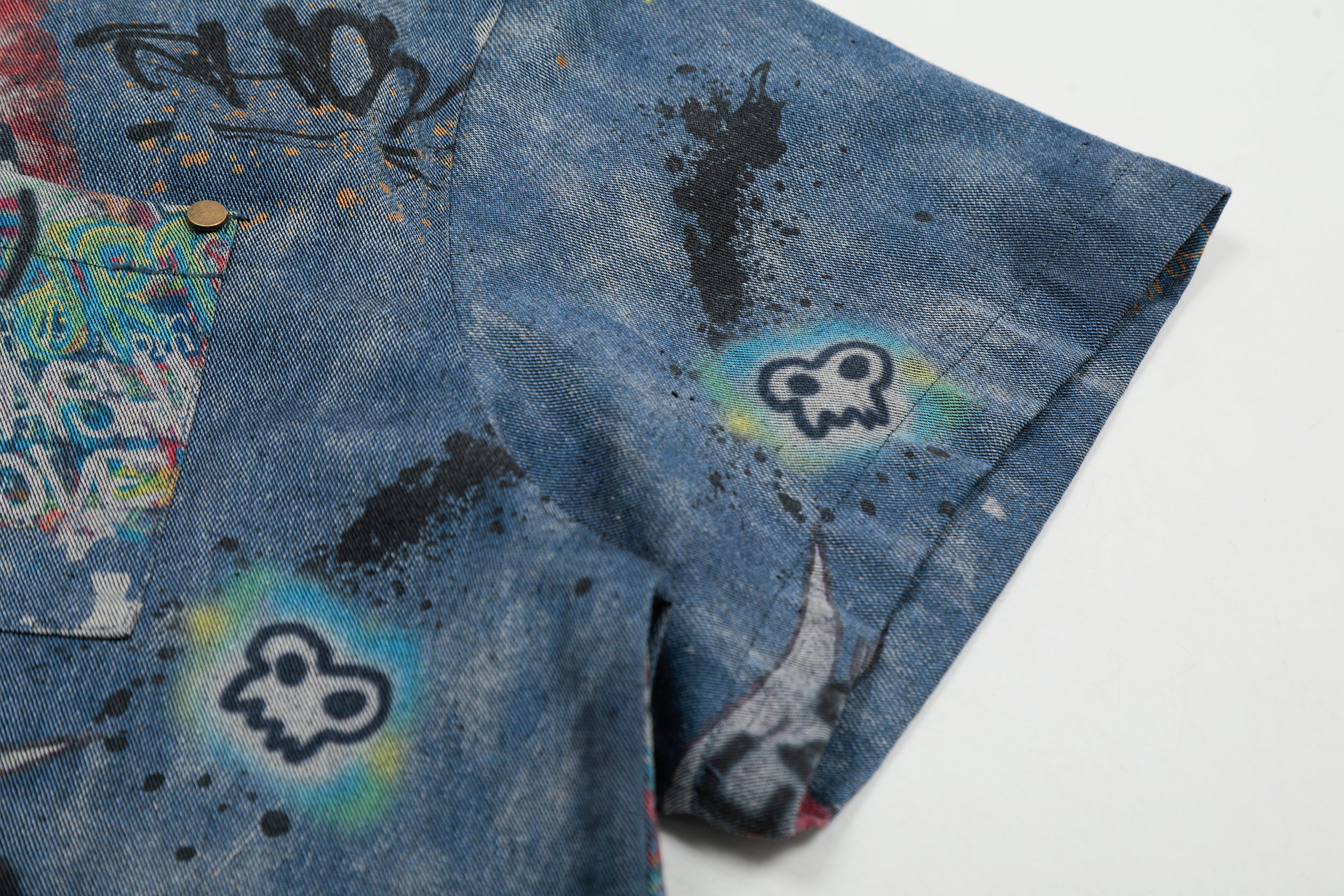 Vintage Graffiti | Denim Shirt - Santo
