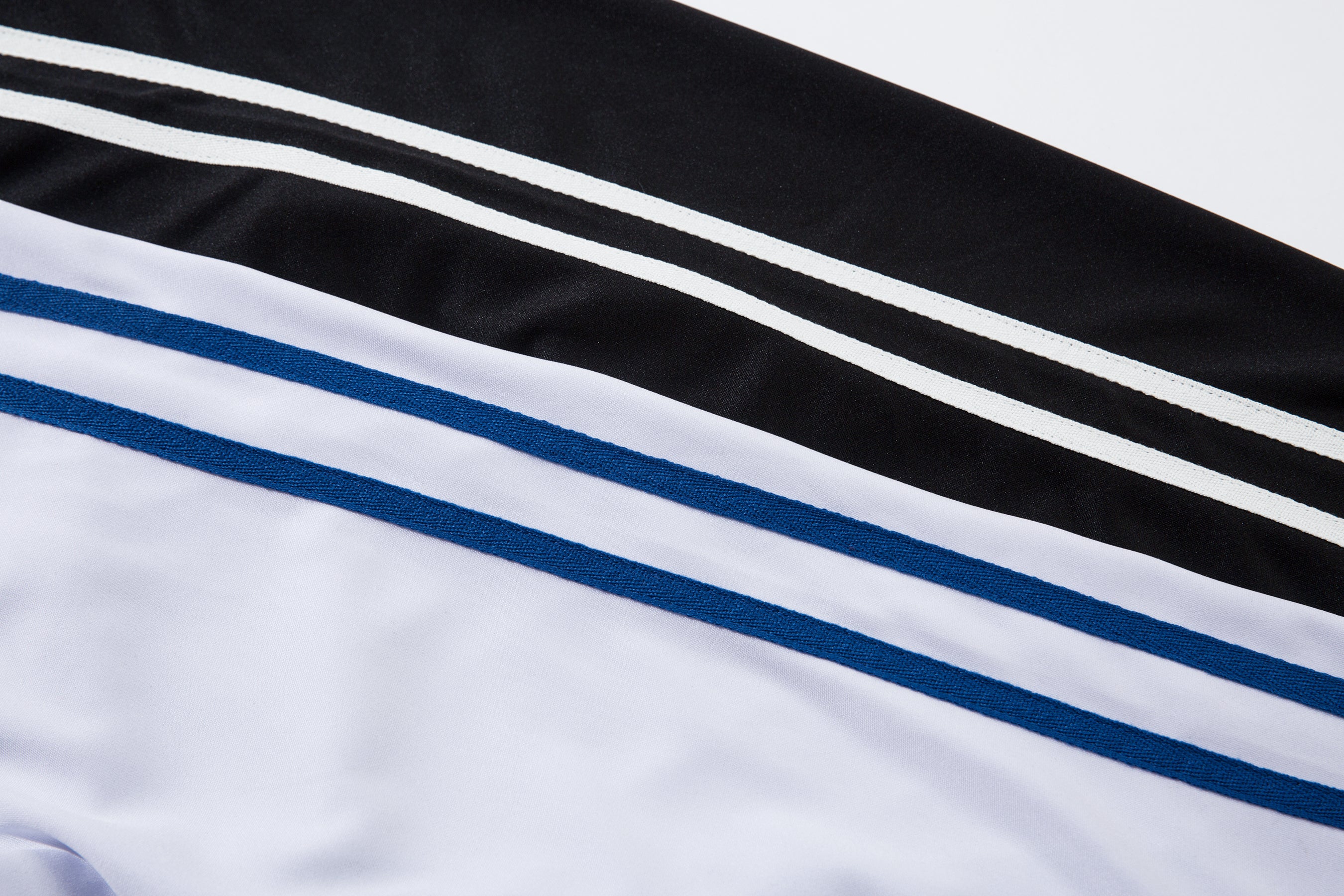 Athletic Stripe Embroidery | Racing Sweatshirt - Santo