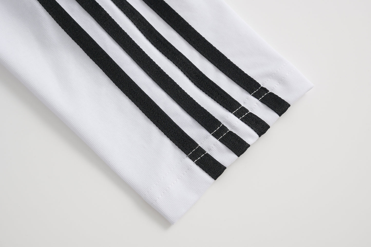 Layered Sleeve Design | Patchwork Sweatshirt - Santo