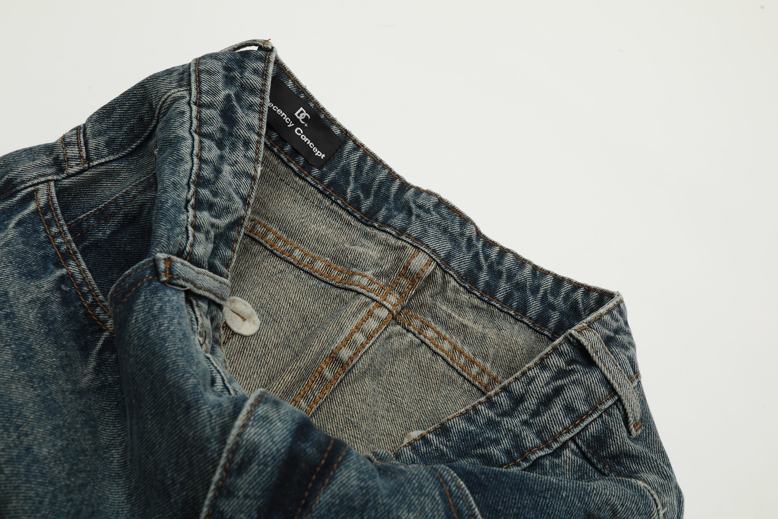 Men's Balloon-Leg Washed Denim Trousers