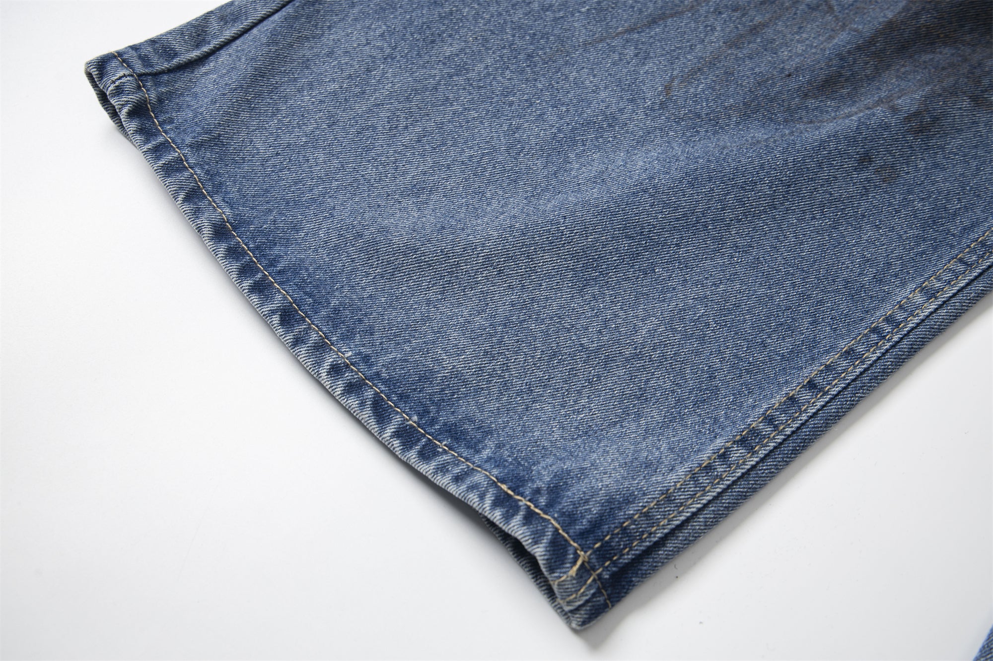Destroyed Dirty Wash | Denim Jeans - Santo
