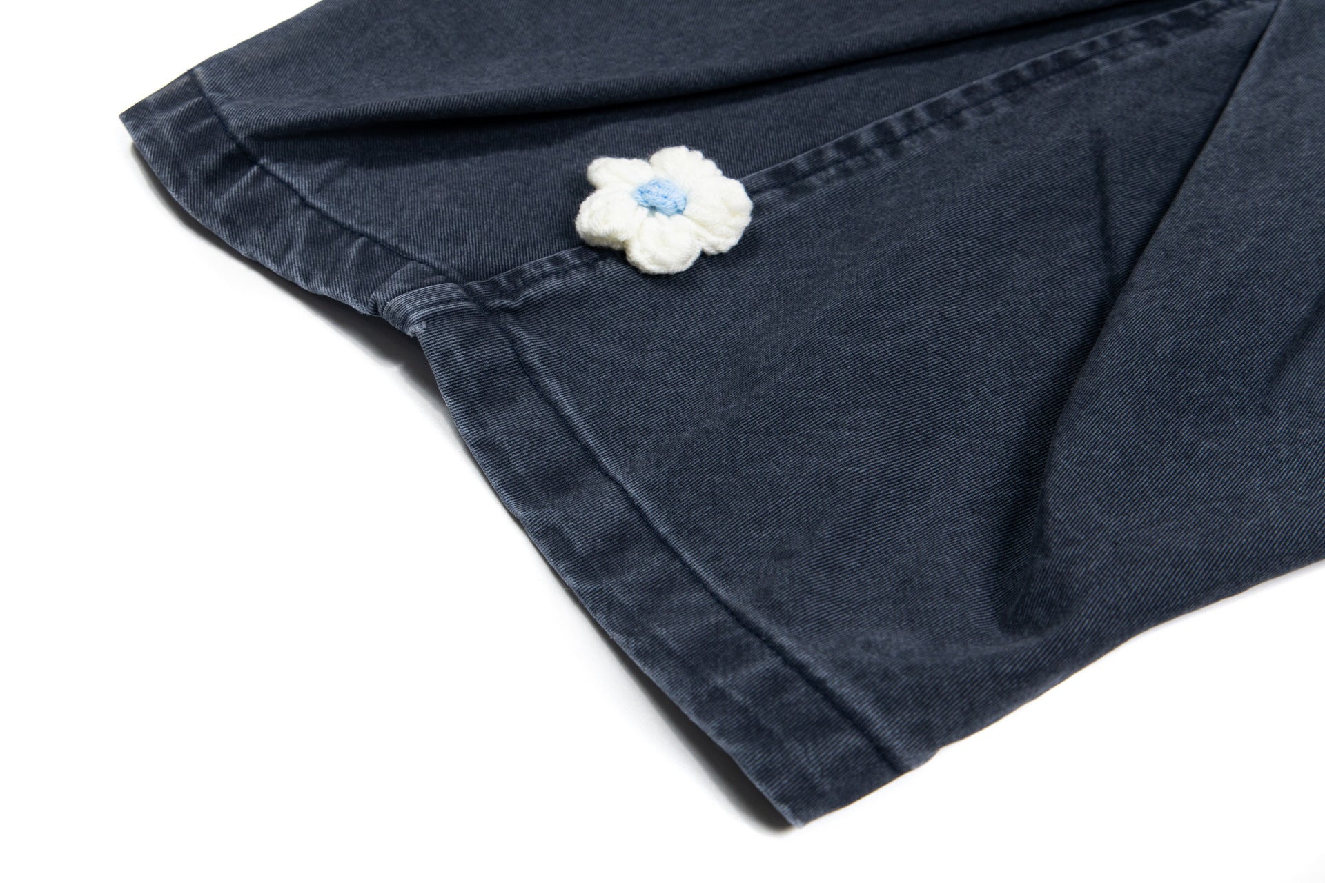 3D floral embroidery | Washed Cargo