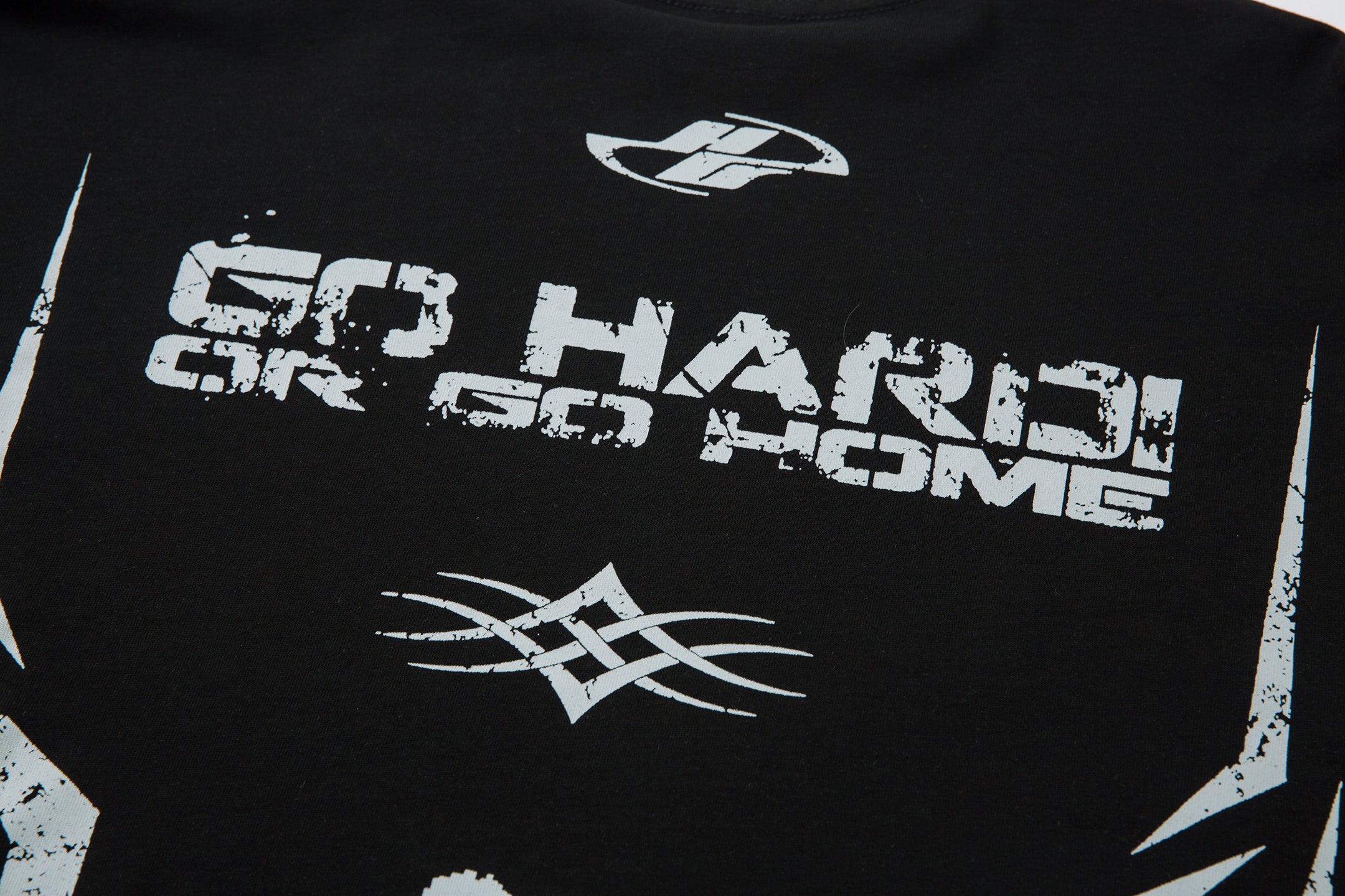 Street Slogan Design | Graphic Sweatshirt - Santo
