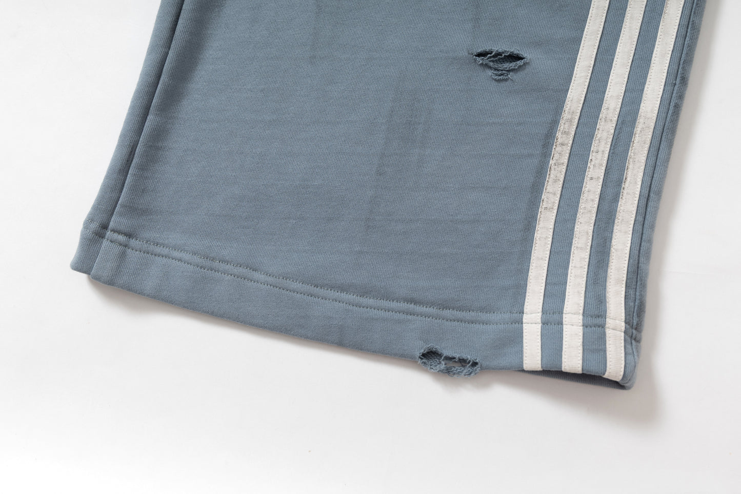 Deconstructed Distressed | Striped Jeans - Santo