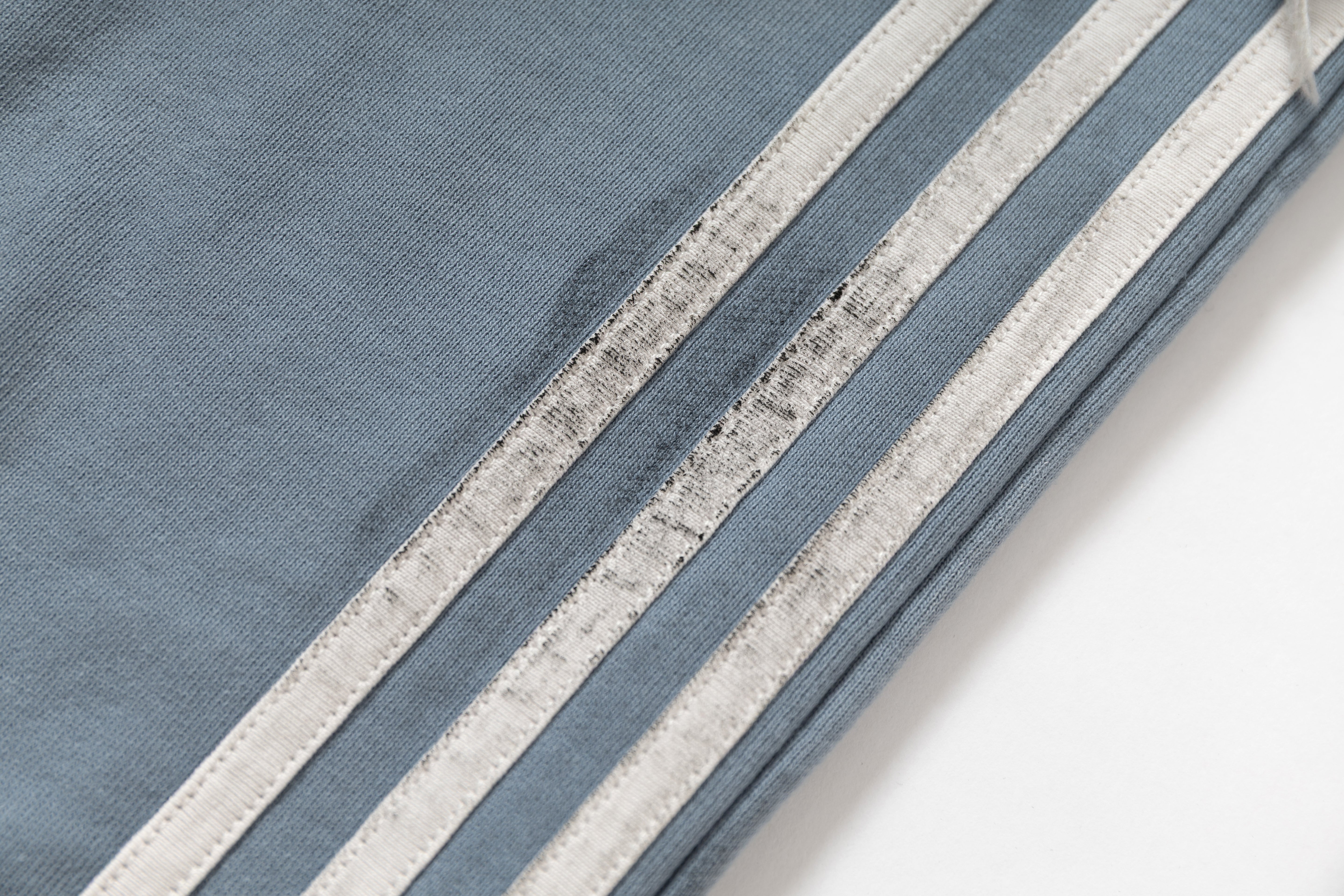 Deconstructed Distressed | Striped Jeans - Santo