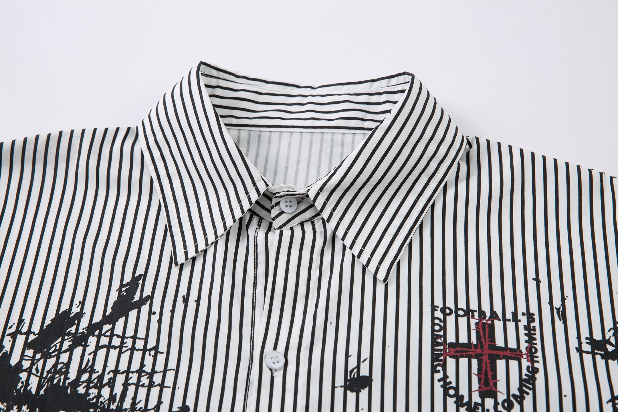 Graffiti Print Layered | Striped Sweatshirt - Santo