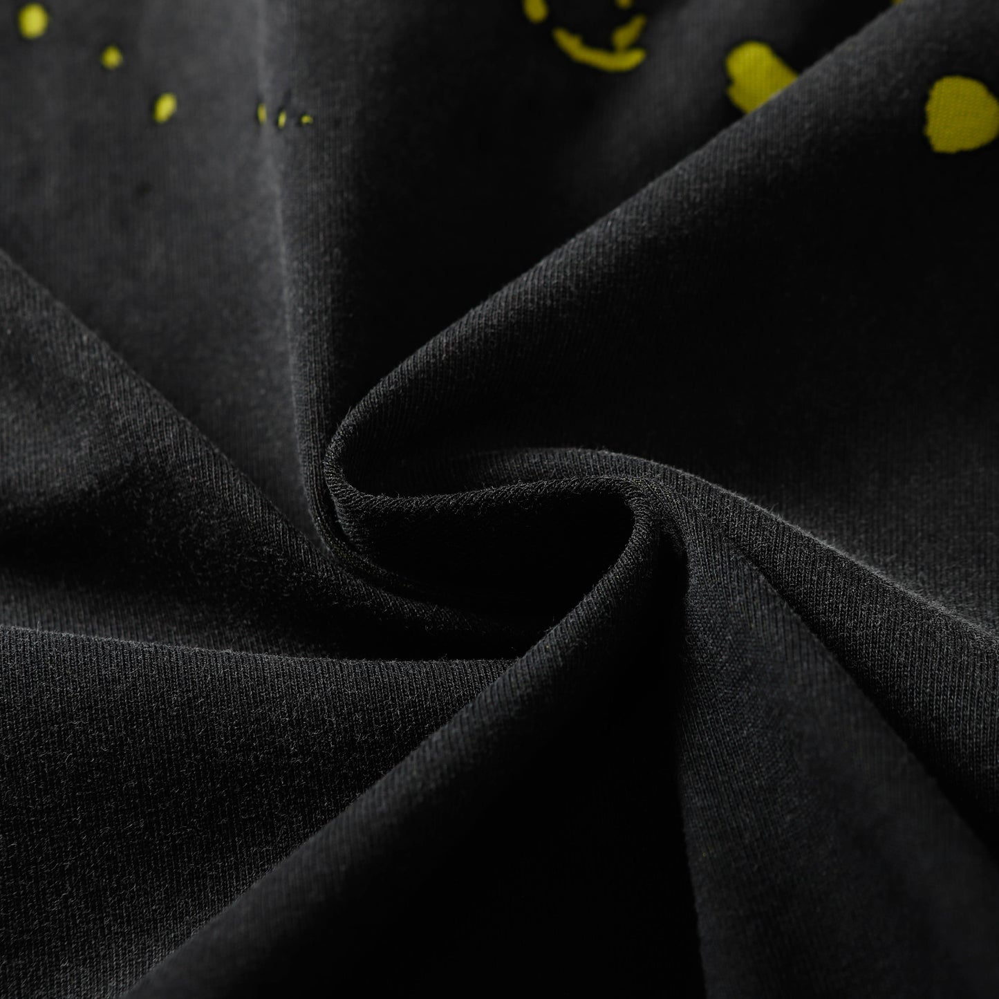 Splatter Graphic | Black T-Shirt - Santo