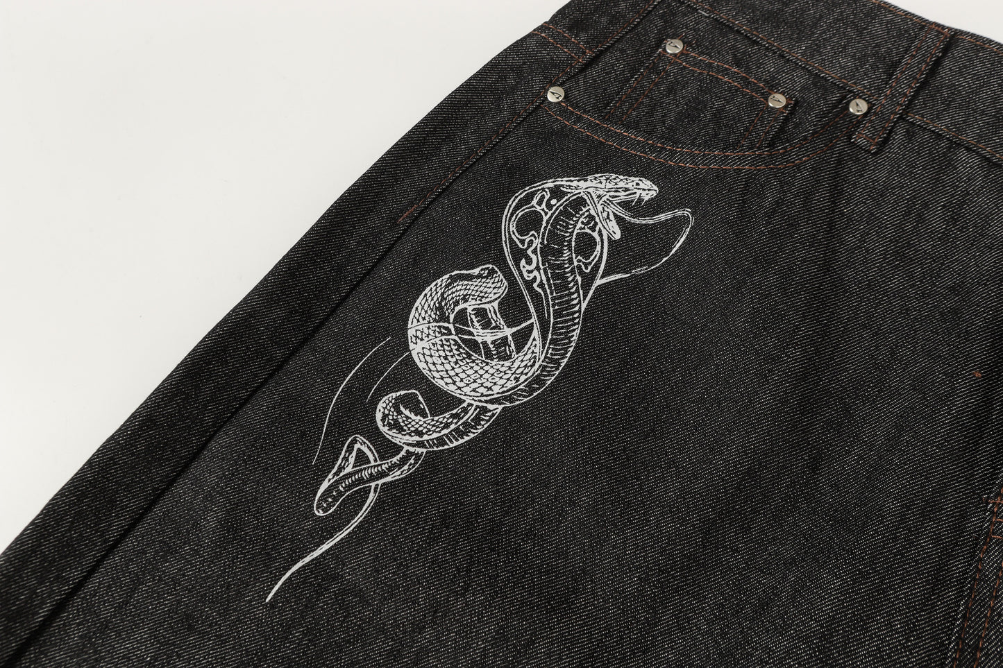 Snake Embroidery | Denim Jeans - Santo