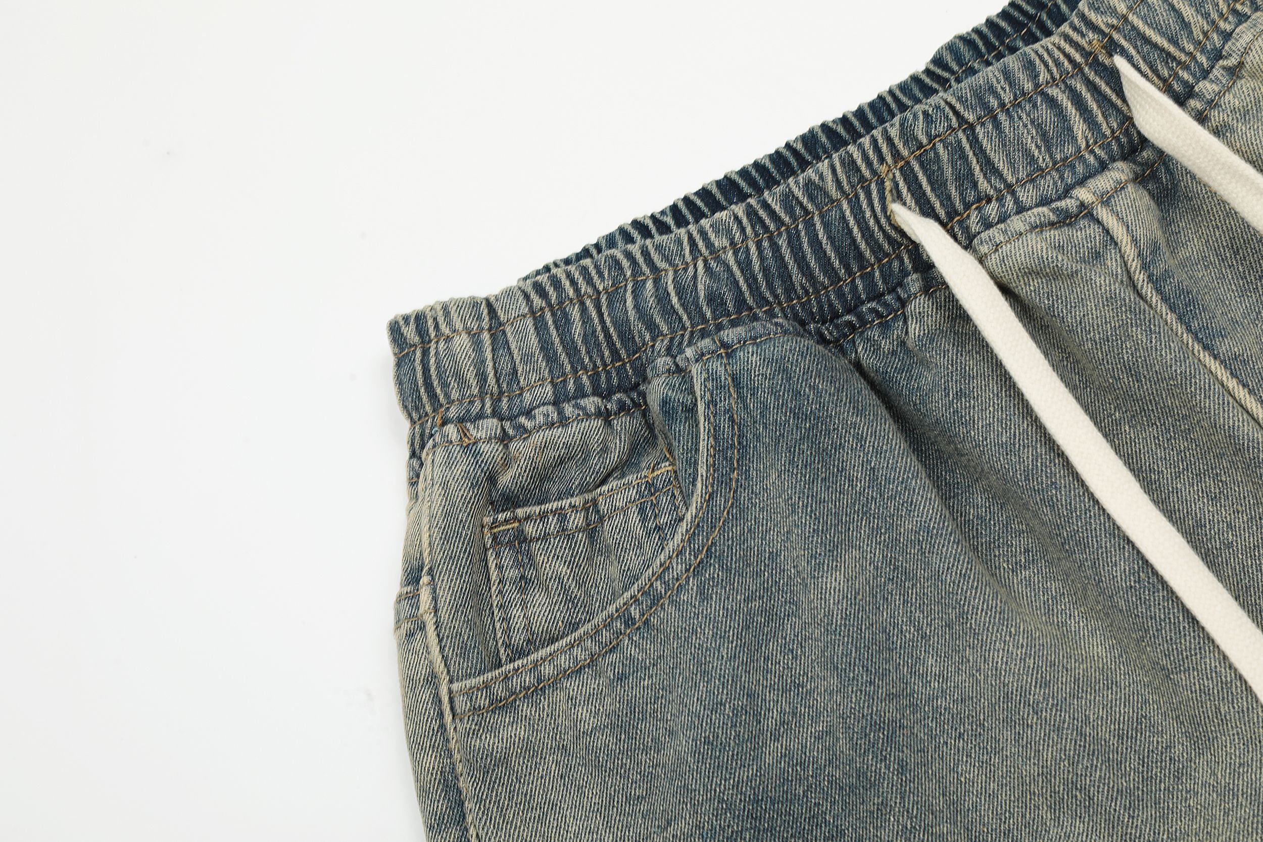 'Strap' Shorts - Santo