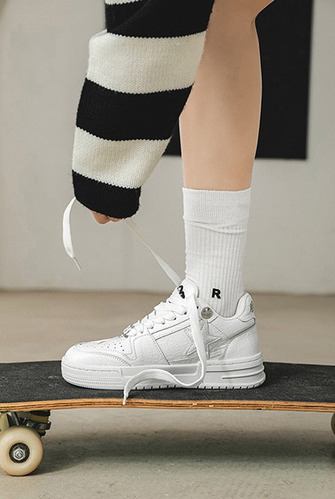 Hip Hop Lace-up Anti-Odor Breathable Shoes Tiny Spot Adult Unisex Artificial Leather Casual Shoes Hard-Wearing Height Increasing - Santo