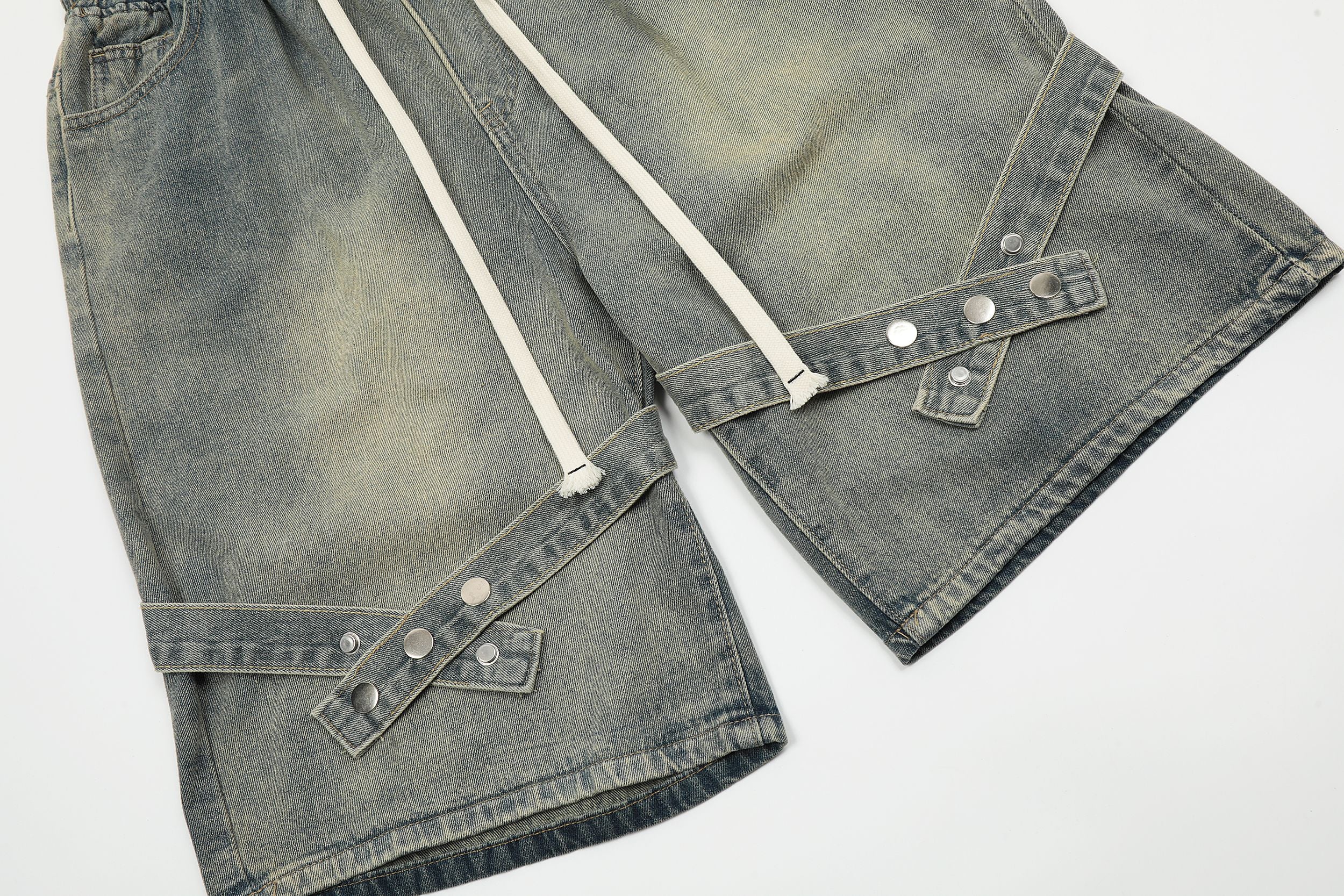 'Strap' Shorts - Santo