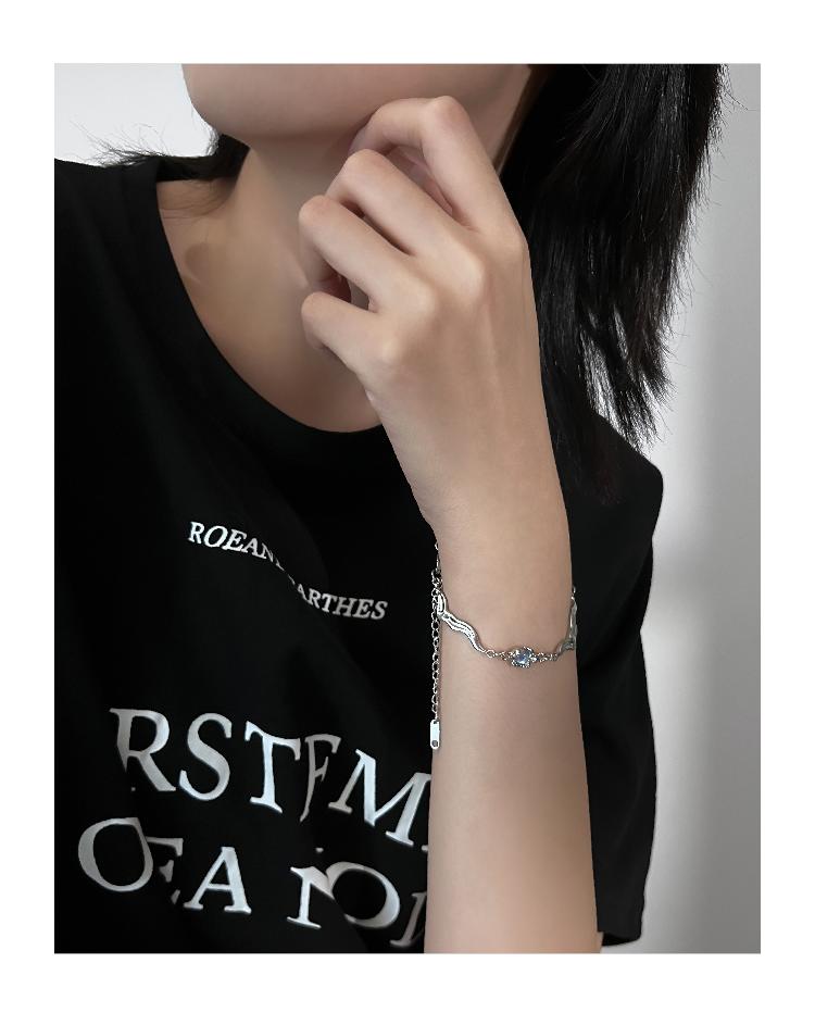 'Moon' Bracelet - Santo