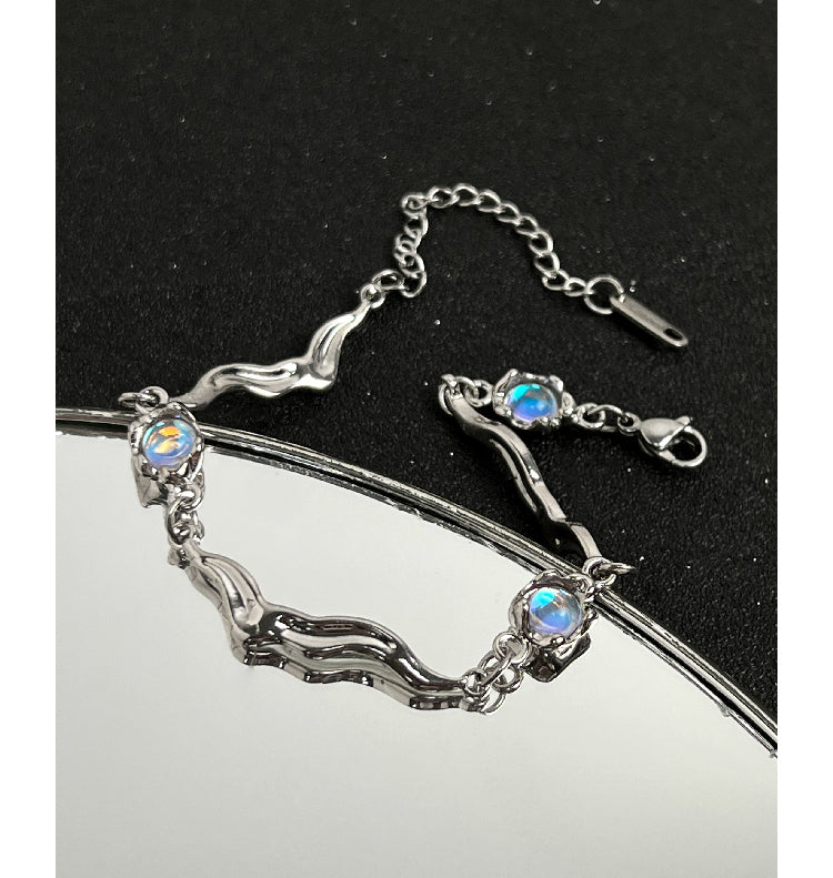 'Moon' Bracelet - Santo