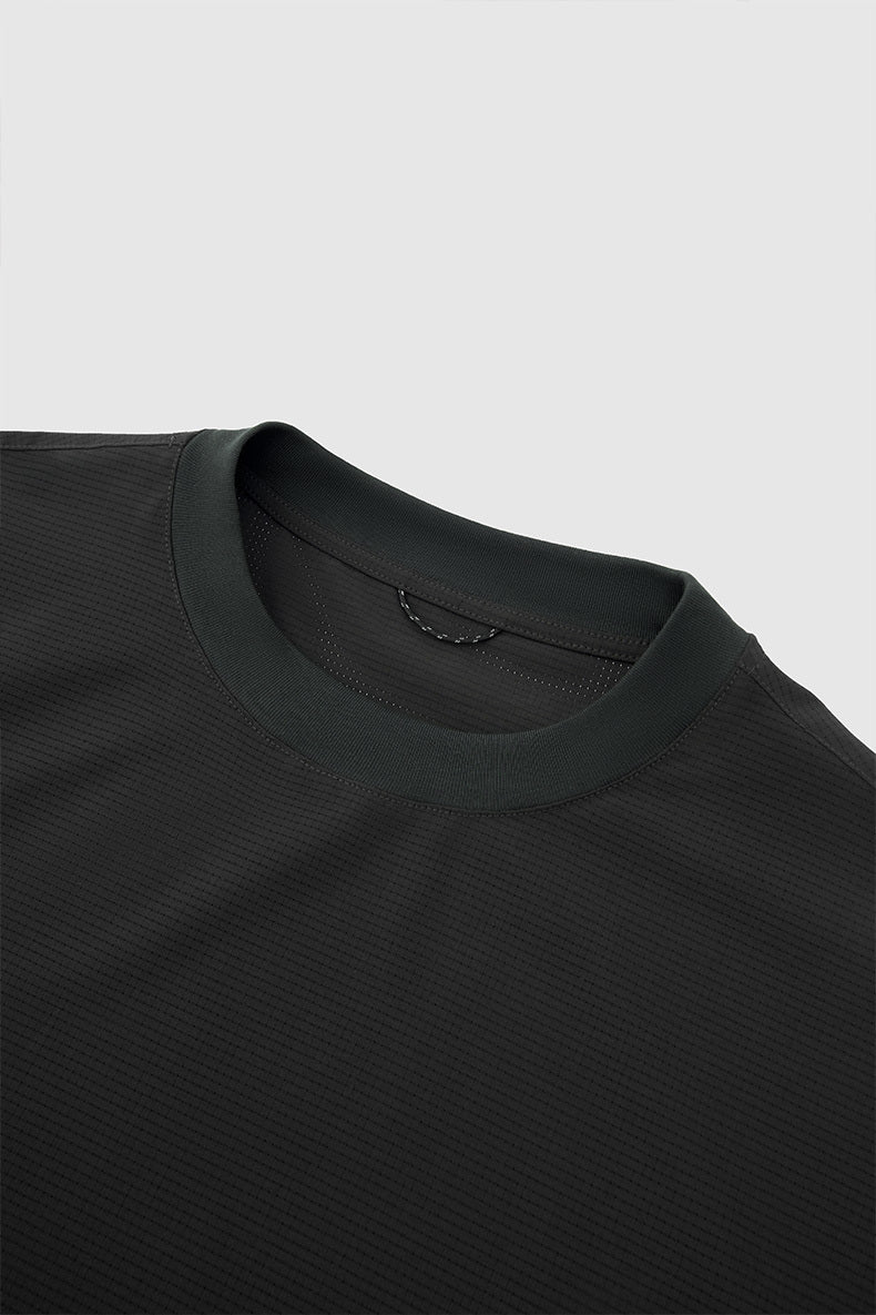 Calm Pull | Utility Hem Short Sleeve Tee - Santo