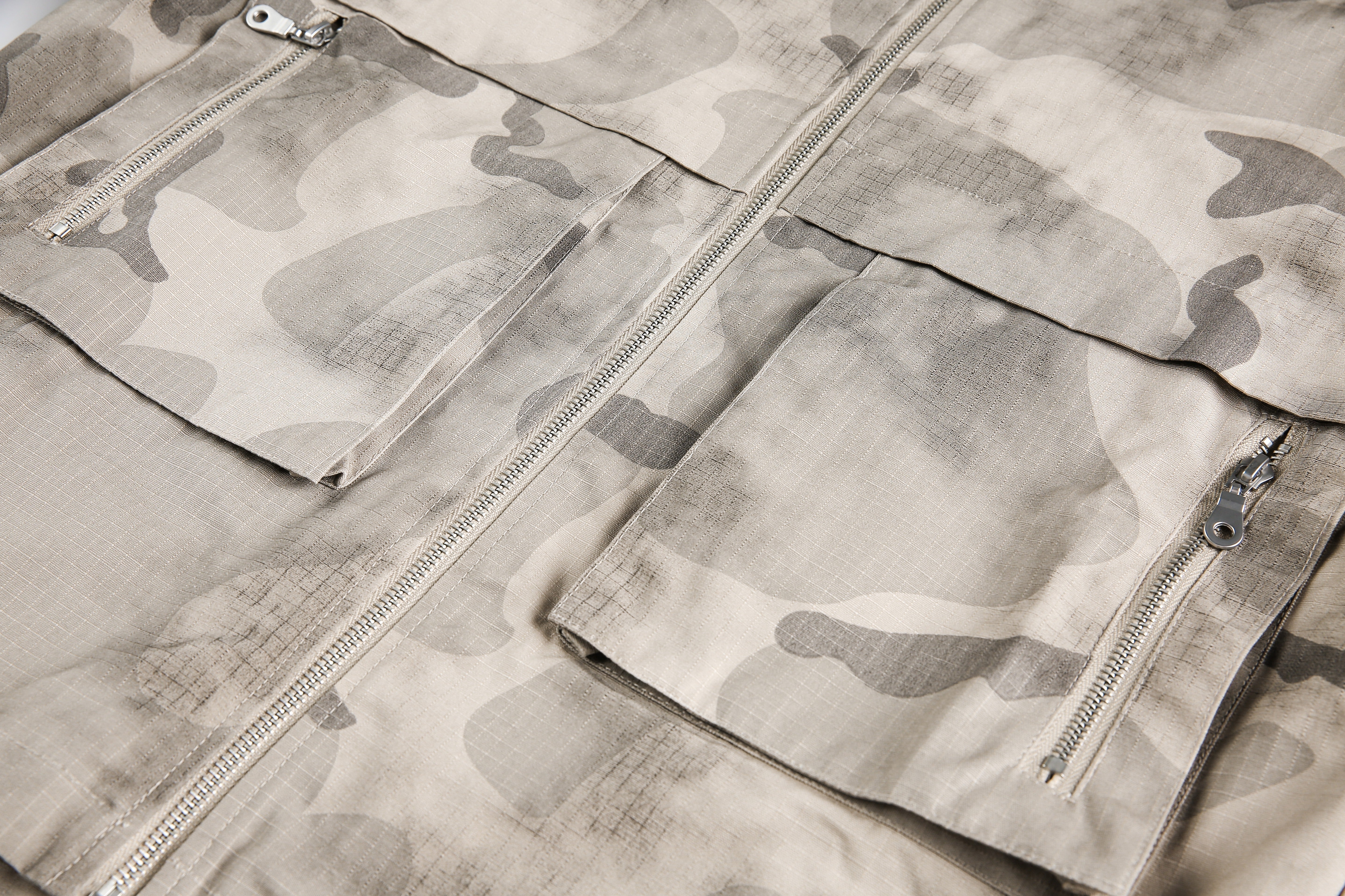 Retro Spliced Streetwear Outerwear | Camouflage Cargo Jacket - Santo