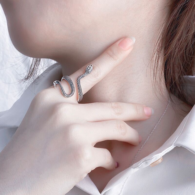 Gothic Unisex Cobra Ring Woman Man Punk Jewelry Hip Hop Ring Accessories Vintage Fashion Party Gifts - Santo