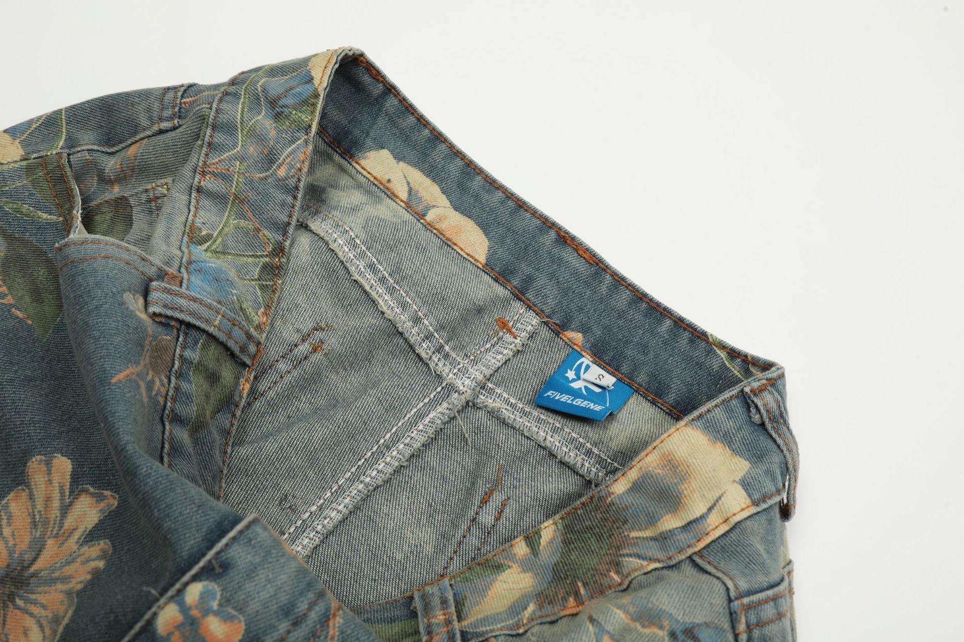 Jeans baggy con stampa floreale Blossom