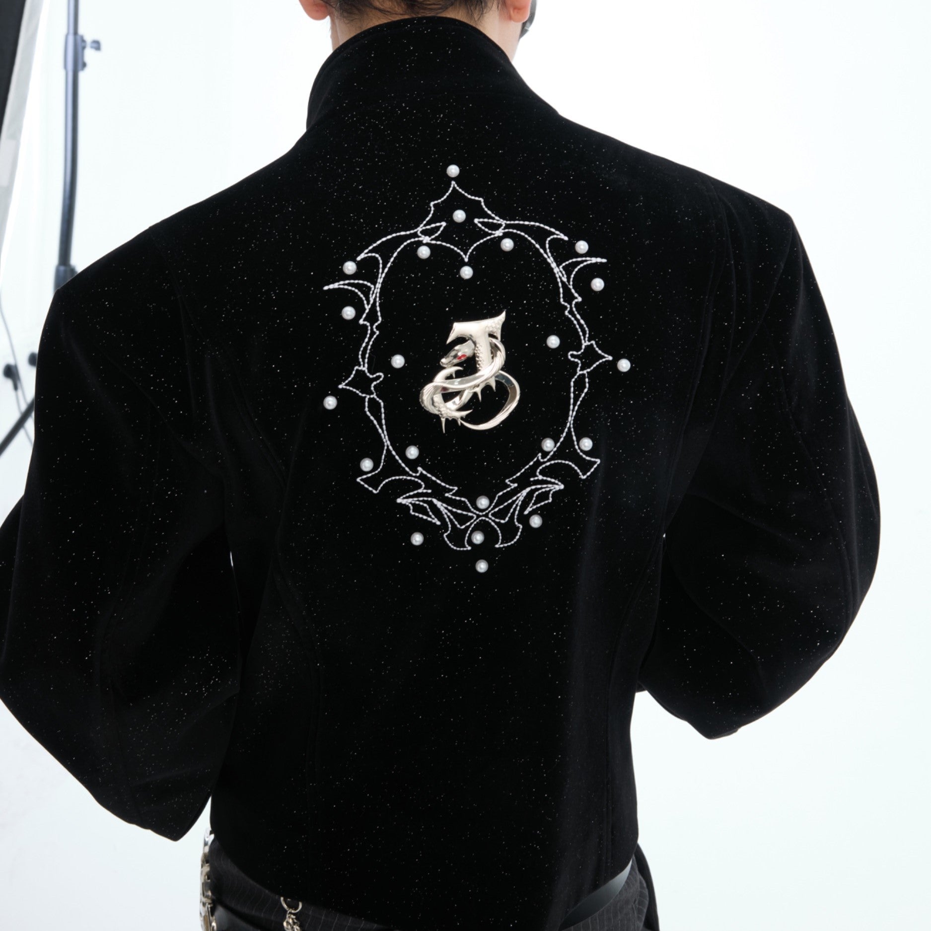 Royal Chain Detail | Velvet Jacket - Santo 