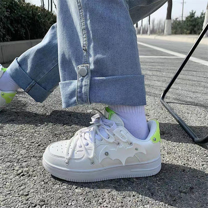 Bold Impact | Streetwear Sneaker Collection - Santo 