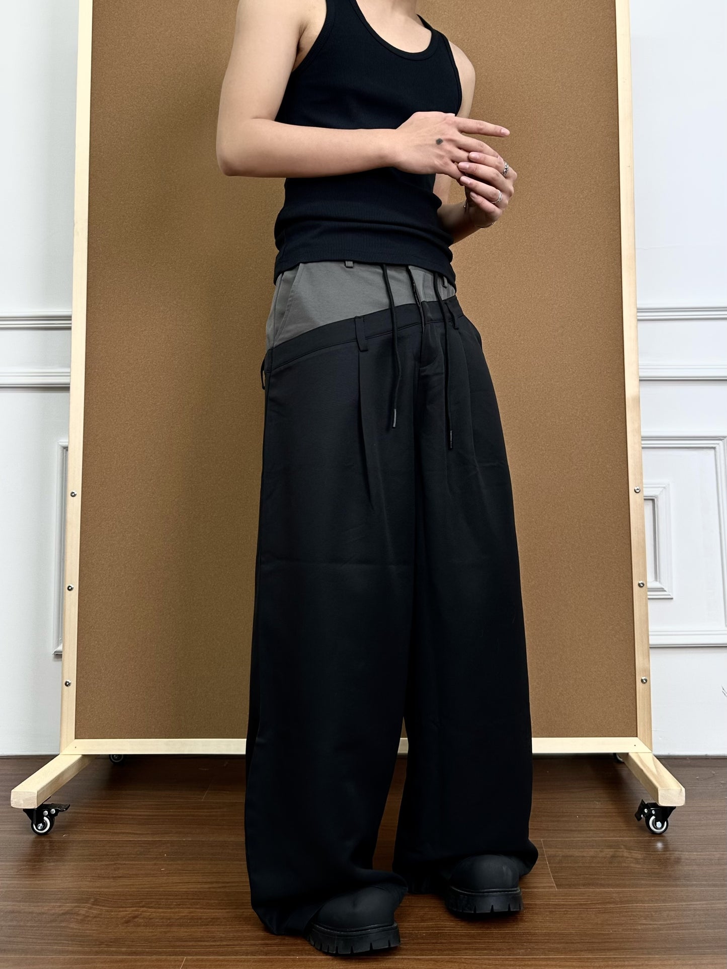 Men's Wide-Legged Black Trousers - Santo 