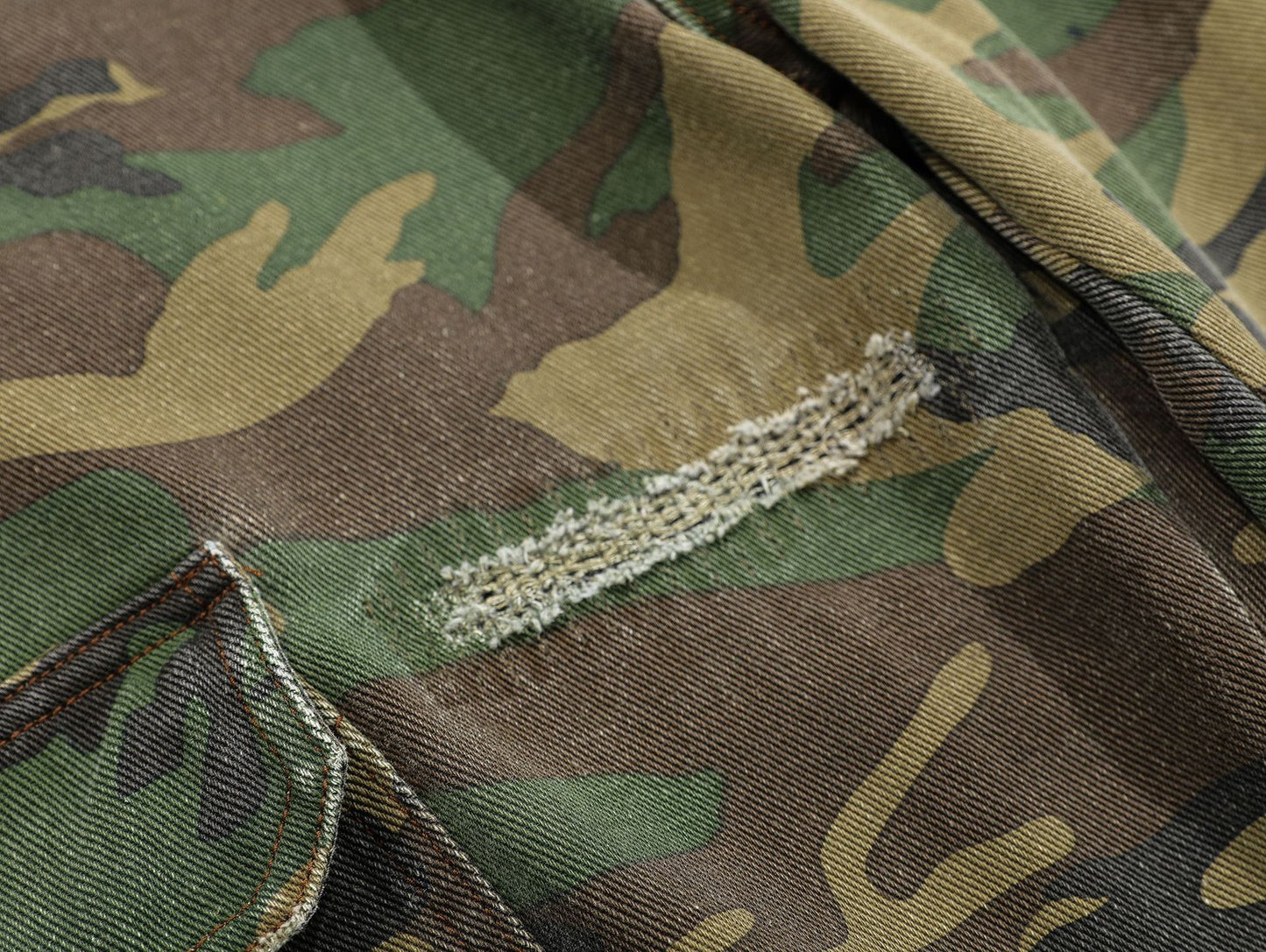 Ripped Camouflage Flared | Cargo Pants - Santo 