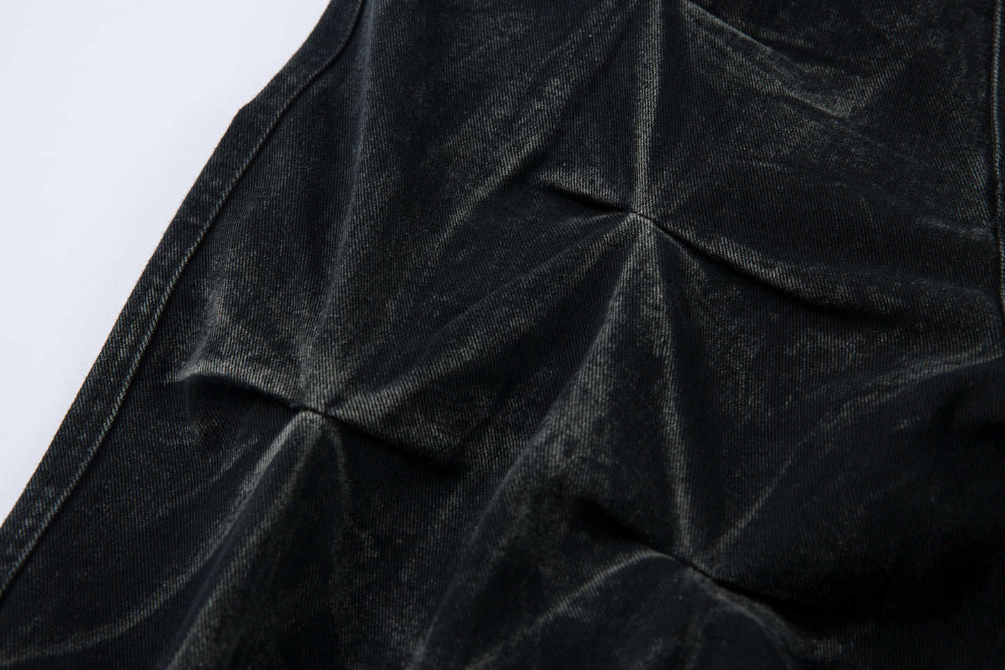 Washed Distressed Pleated | Baggy Jeans - Santo 