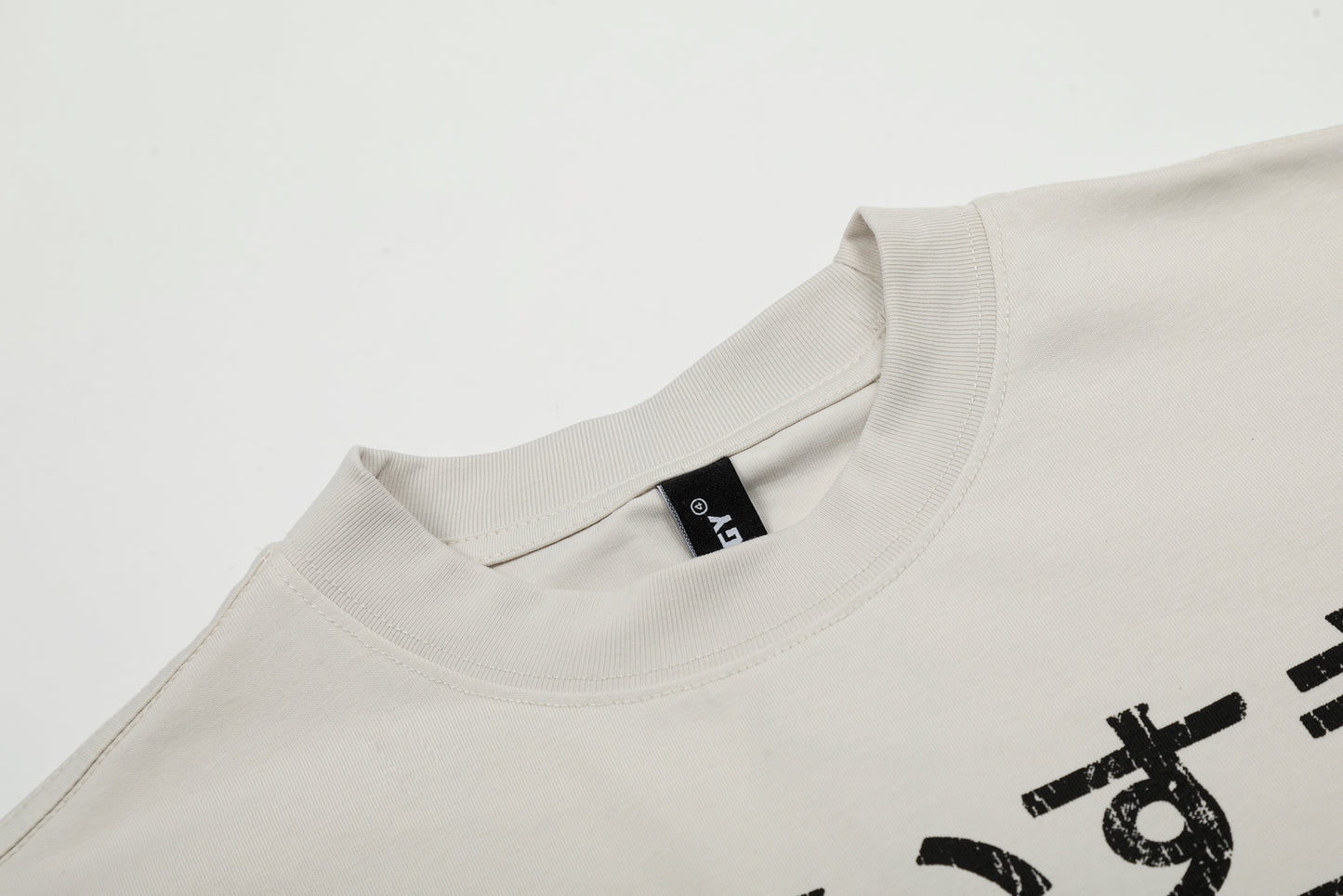 Anime Girl | Oversized T-shirt - Santo 