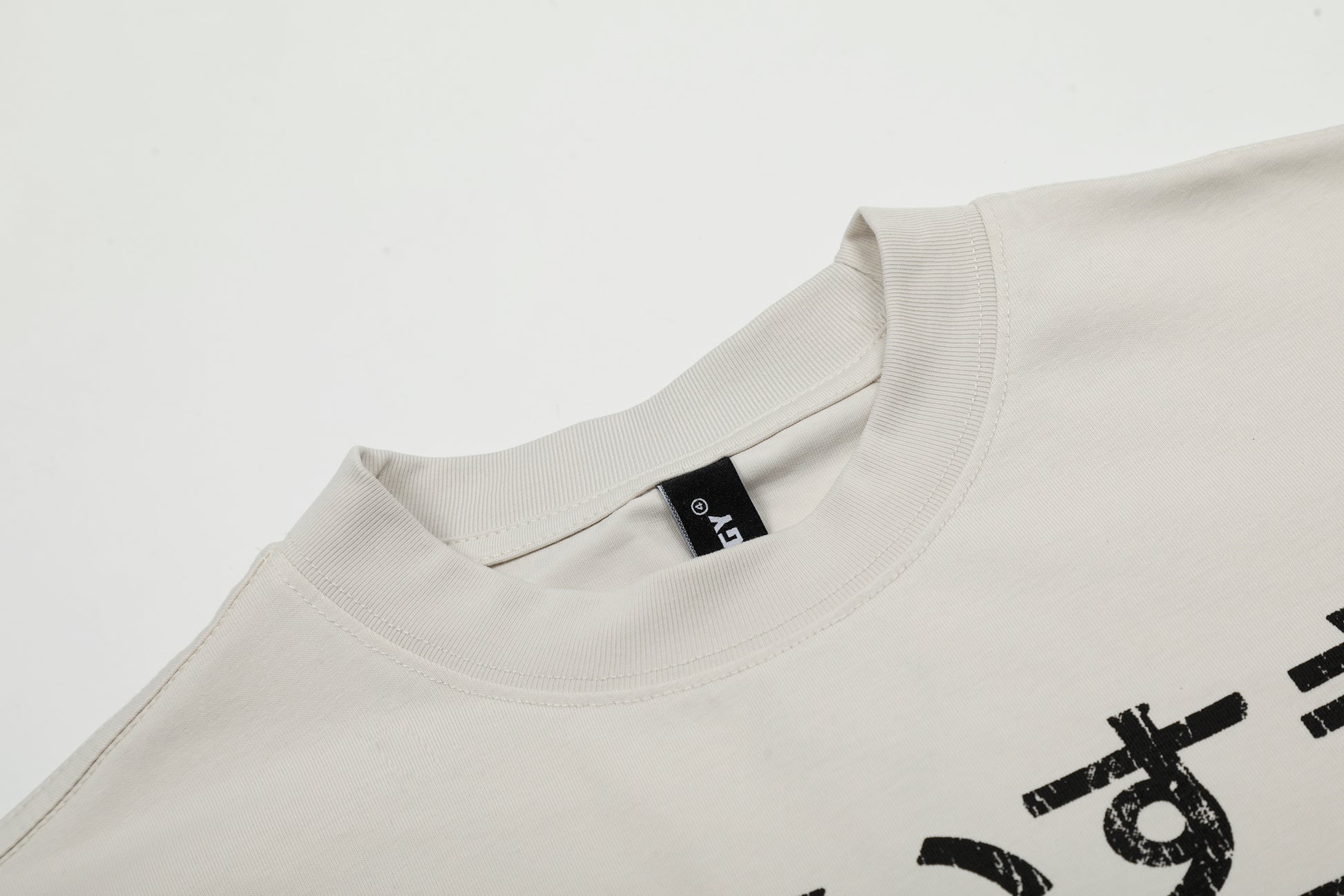 Anime Girl | Oversized T-shirt - Santo 