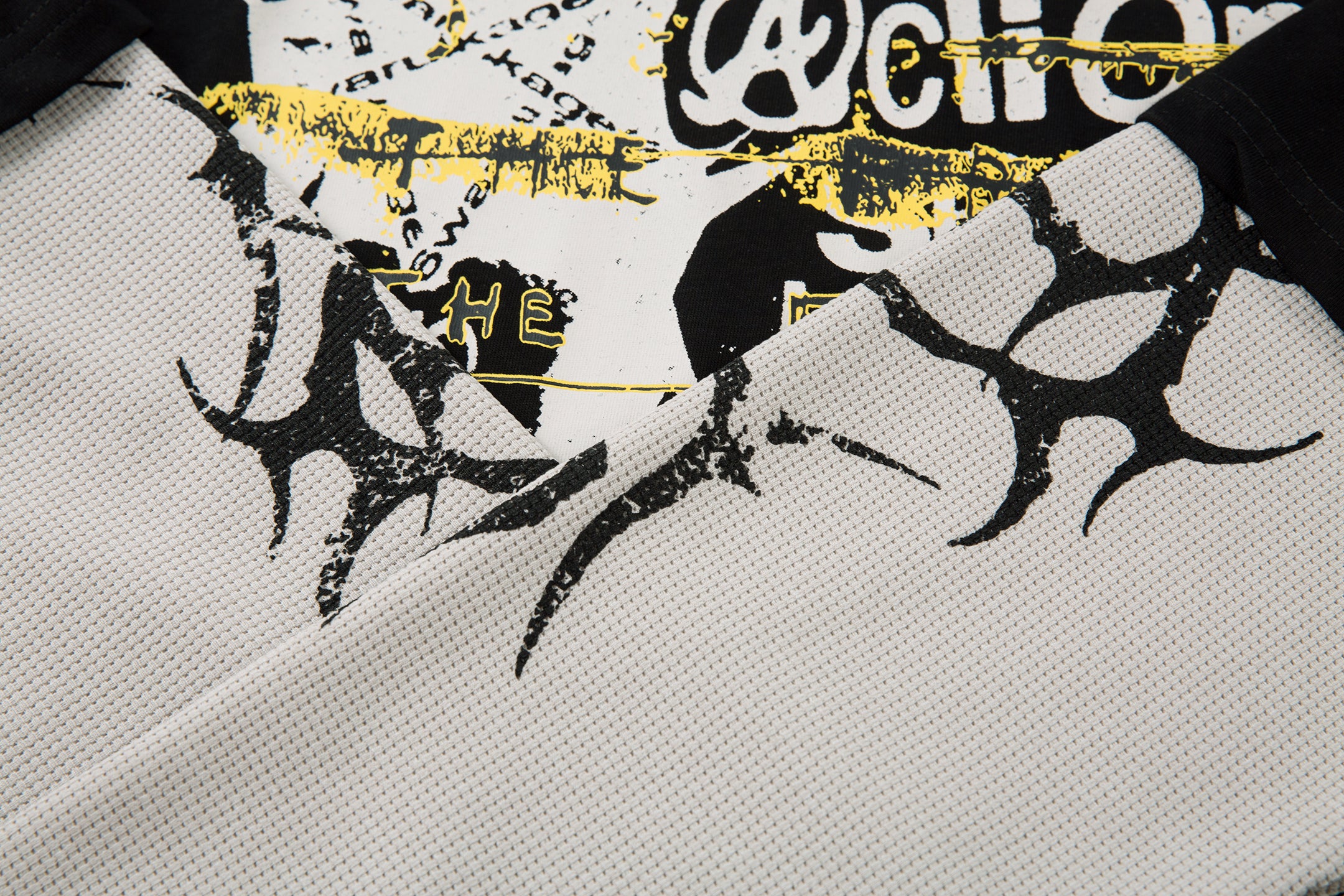 Street Graffiti Style | Layered Sweatshirt