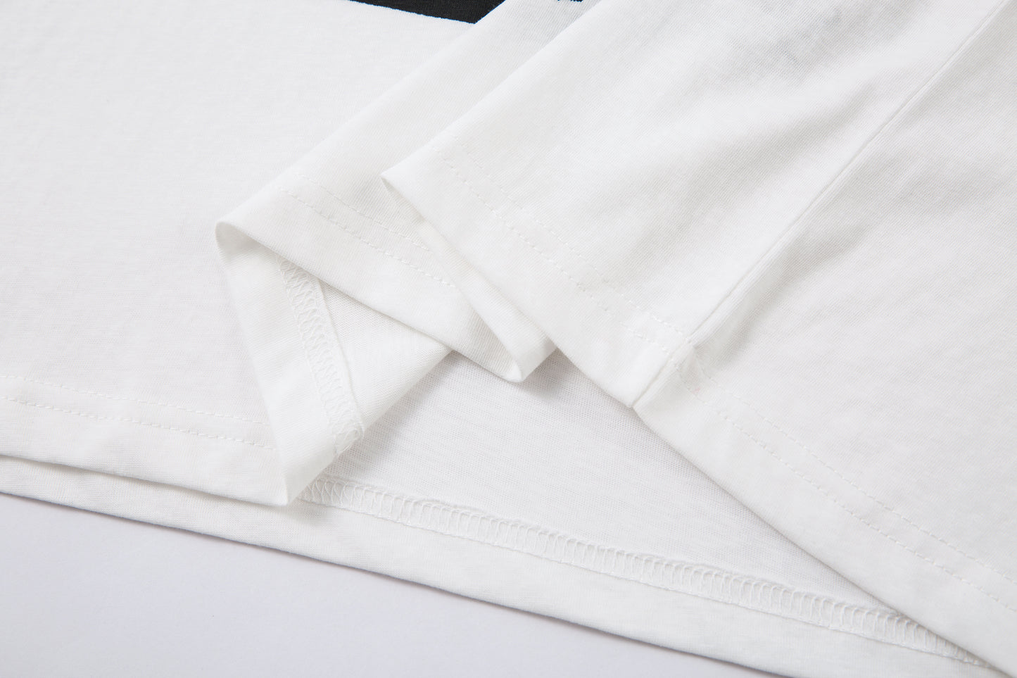 Grunge Portrait Print | Graphic Sweatshirt - Santo 