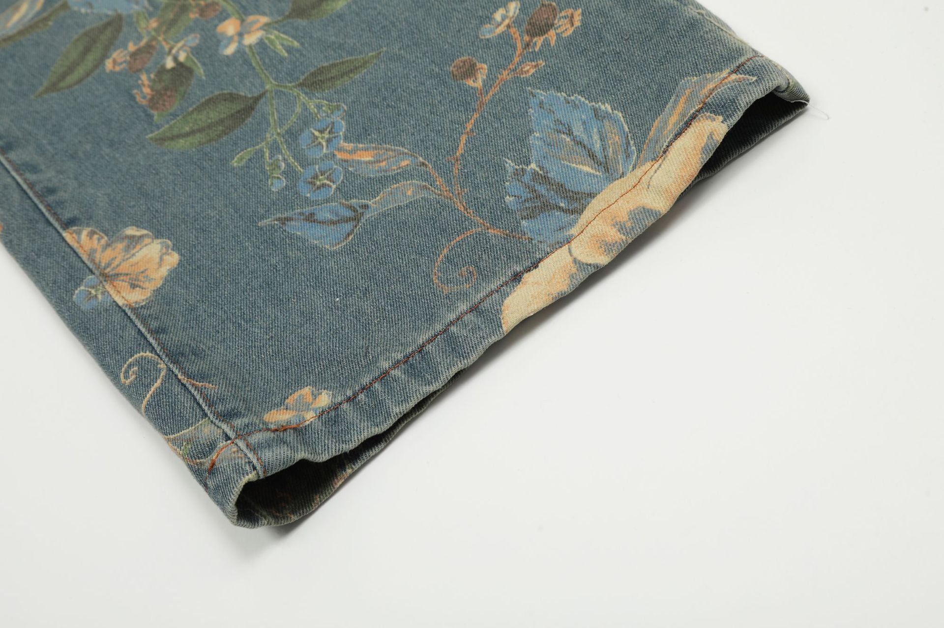Floral Vintage Print | Carpenter Jeans - Santo 