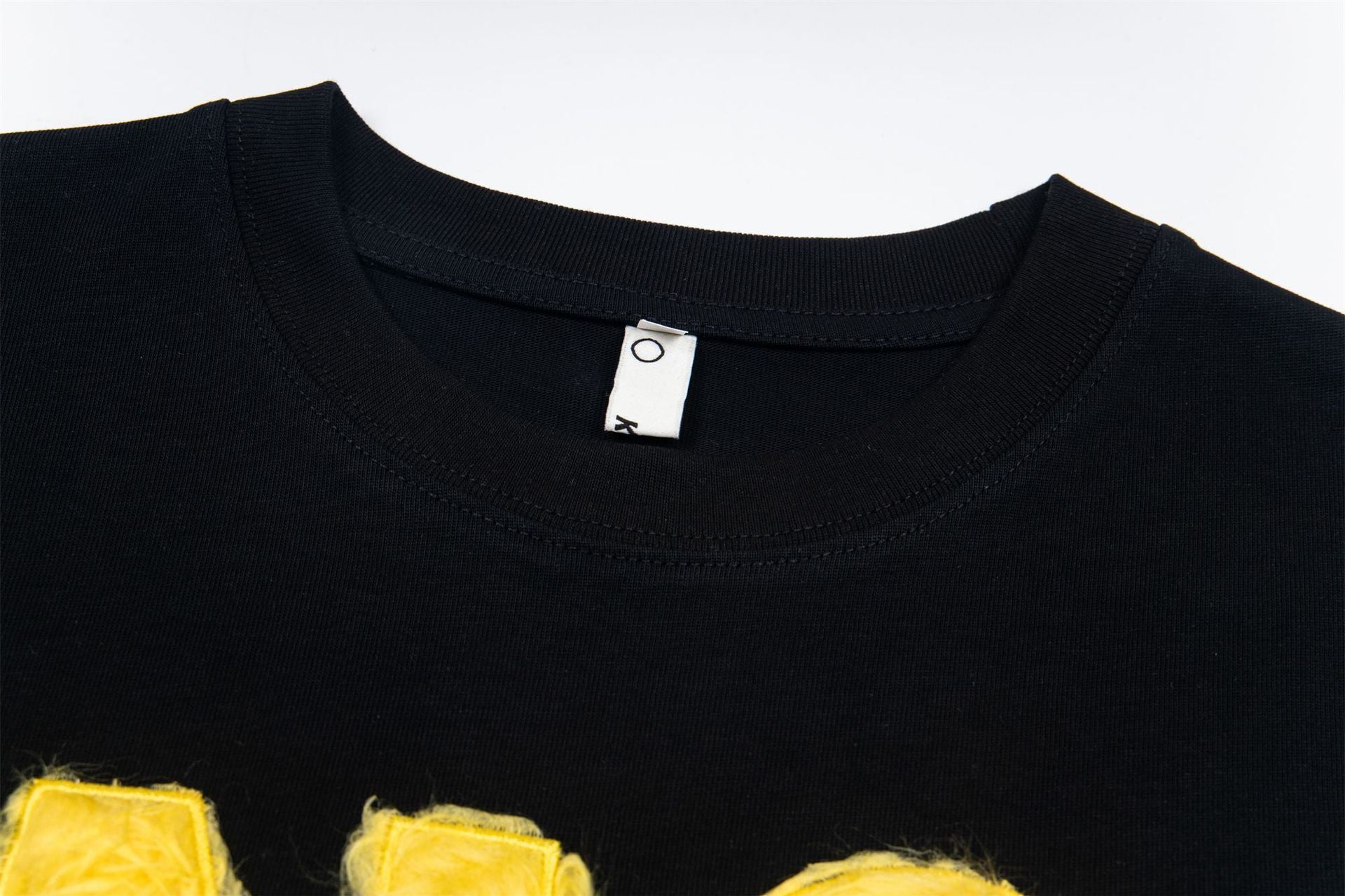 NO MADE | Patch Embroidered T-shirt - Santo 