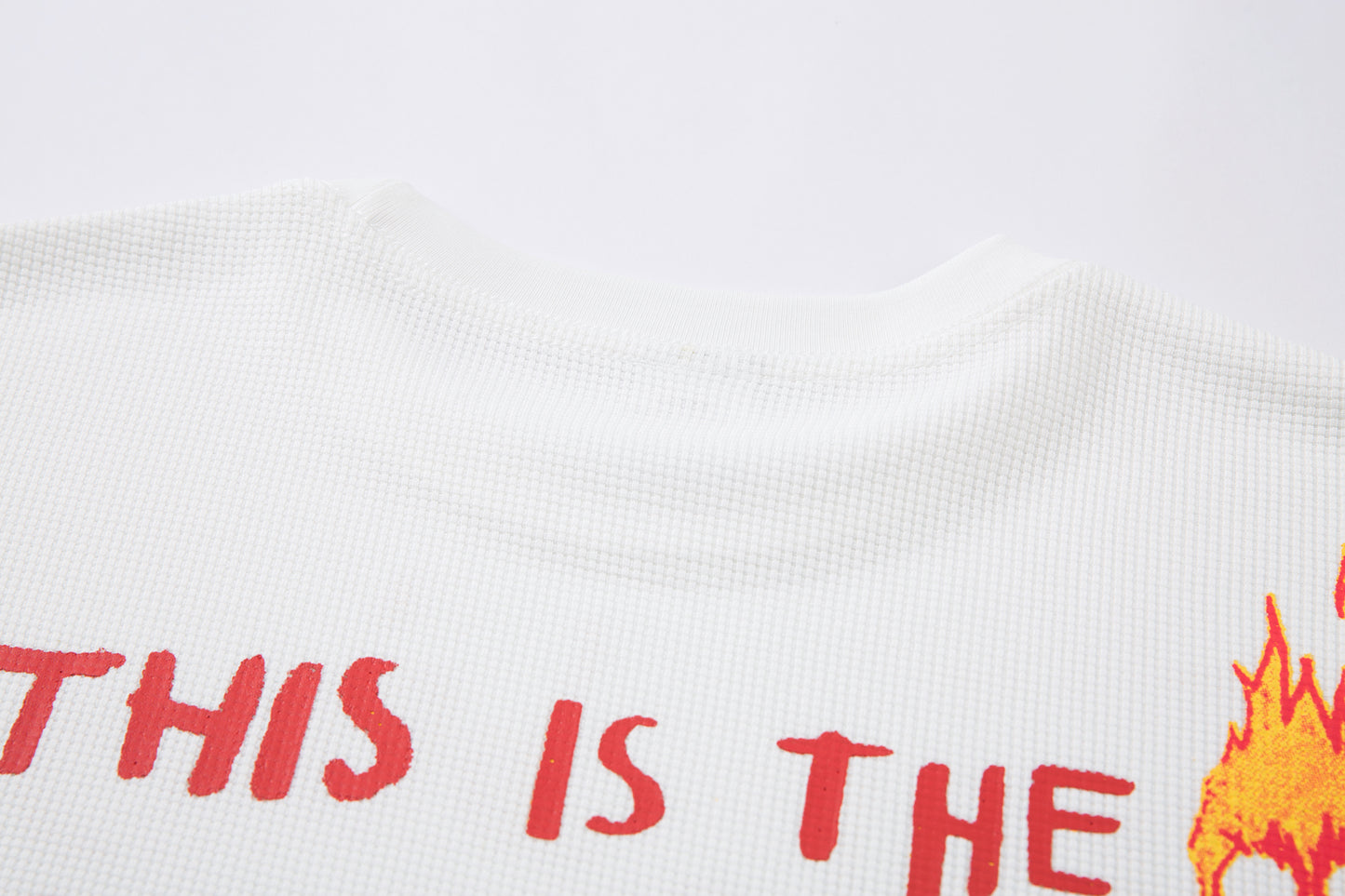 Burning Love Lighter | Graphic Sweatshirt - Santo 