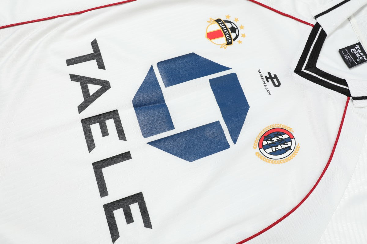 Classic Soccer Jersey | Retro Sweatshirt - Santo 