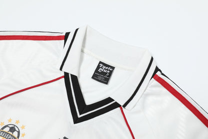 Classic Soccer Jersey | Retro Sweatshirt - Santo 