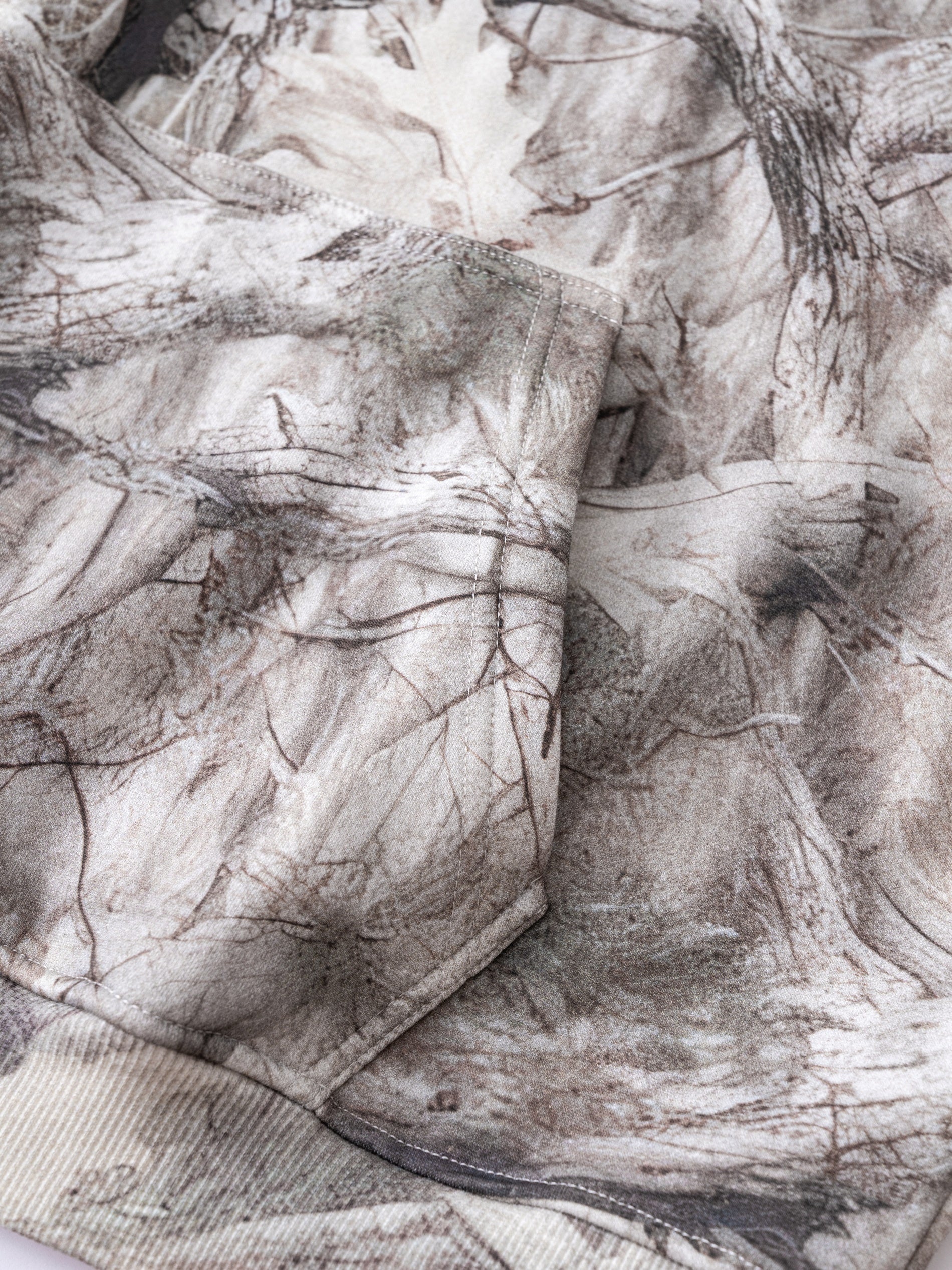 Tree Branch Camo Print | Oversized Hoodie - Santo 