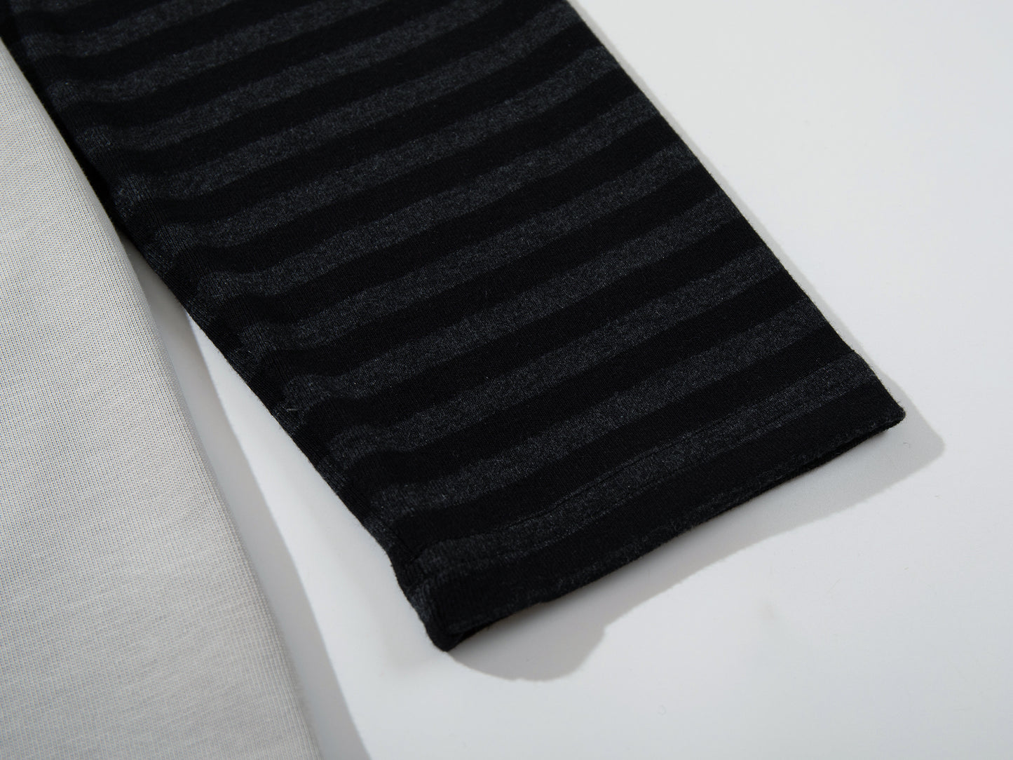 Gothic Knight Print | Layered Long Sleeve T-Shirt - Santo 