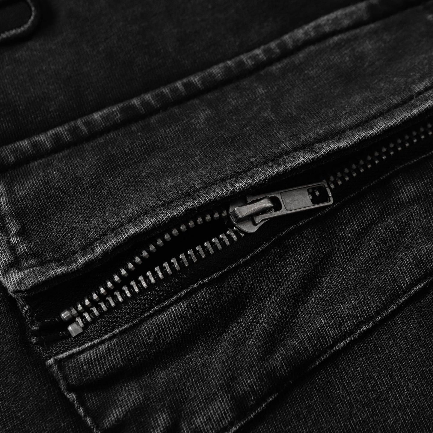 Utility Pocke | Washed T-Shirt - Santo 