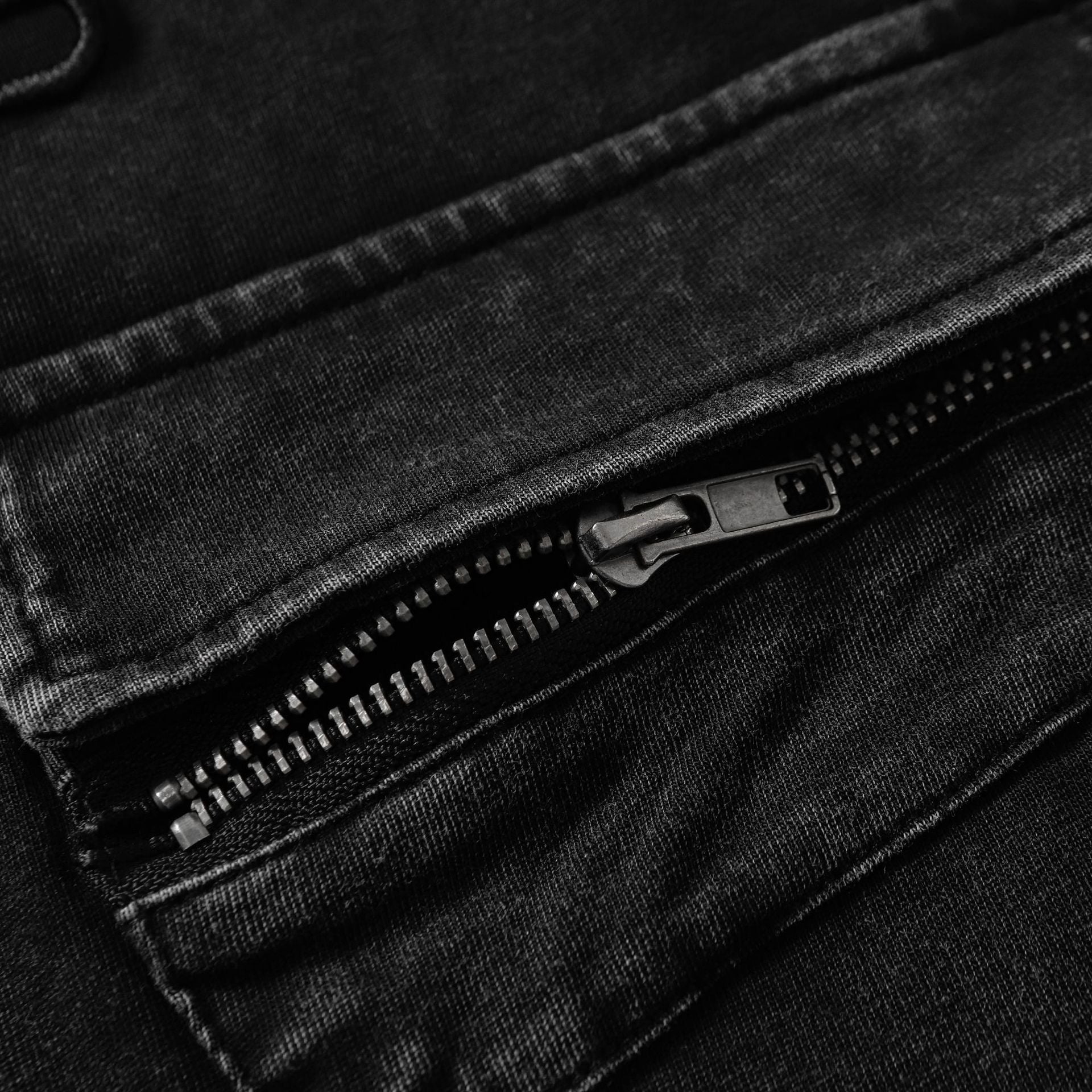 Utility Pocke | Washed T-Shirt