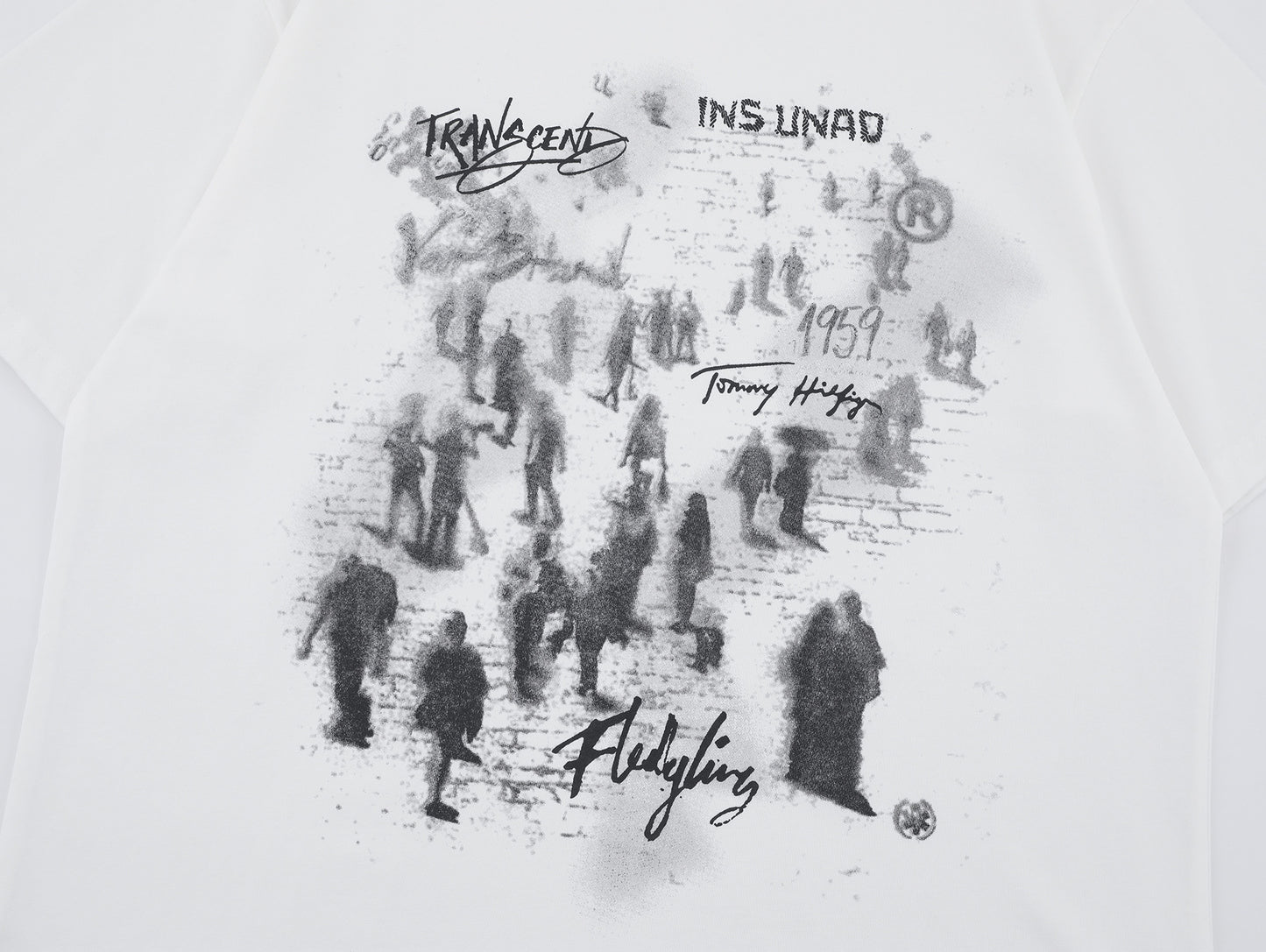 Crowd Print | Graffiti T-Shirt - Santo 