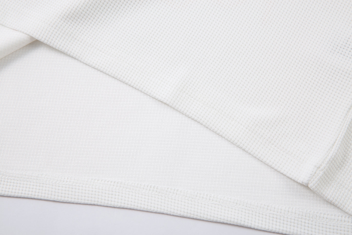 Burning Love Lighter | Graphic Sweatshirt - Santo 