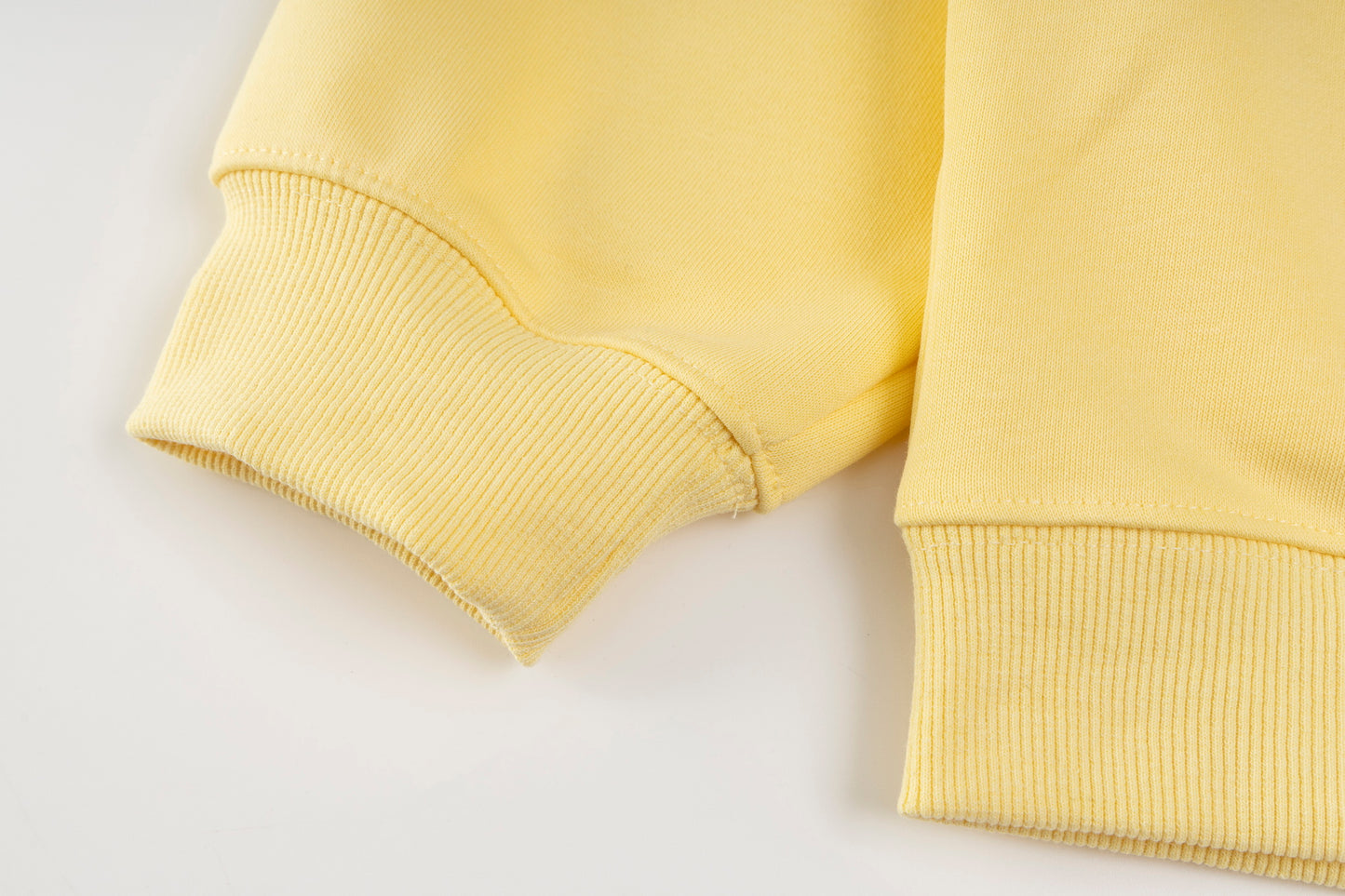 Good Luck Apple | Graffiti Hoodie - Santo 