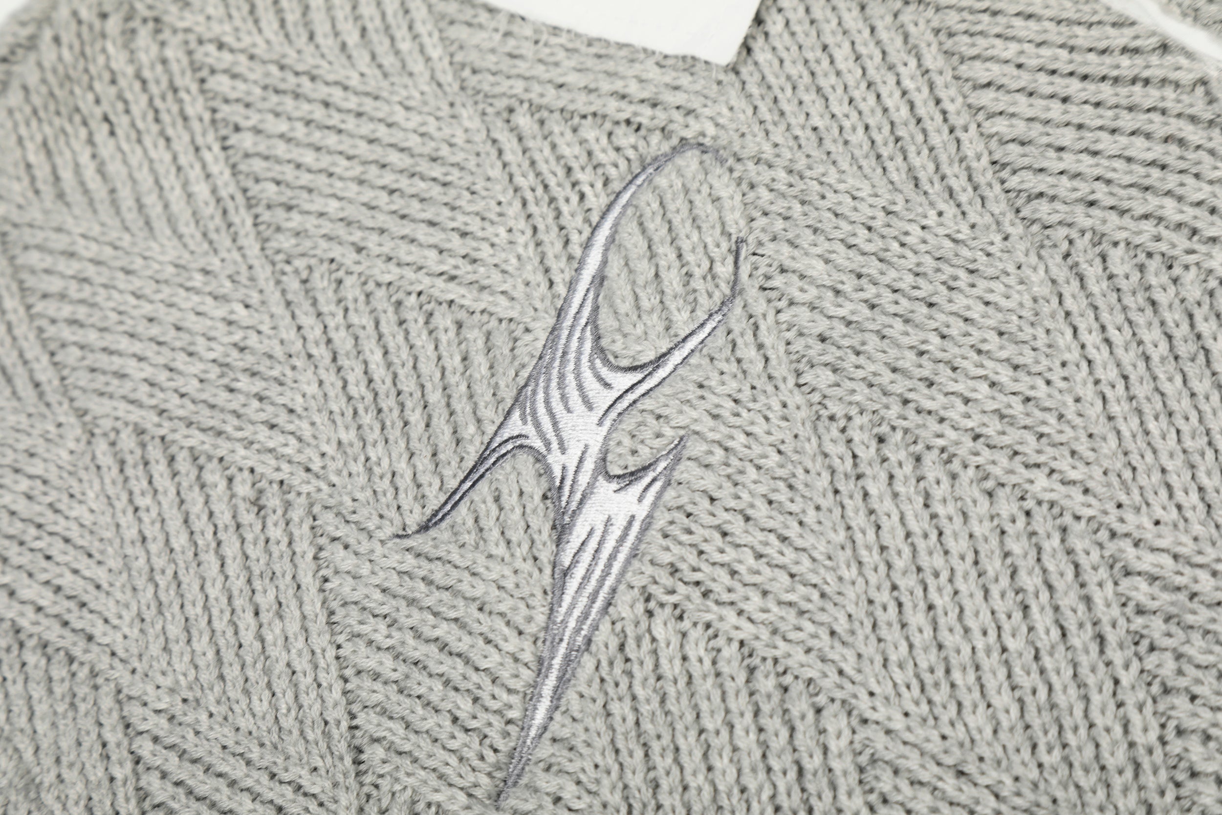 Red Gaze | Artistic Faces Strickpullover