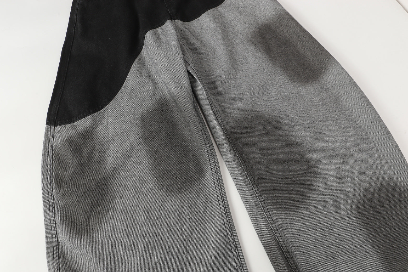 Two-Tone Fade Wash | Wide Jeans - Santo 