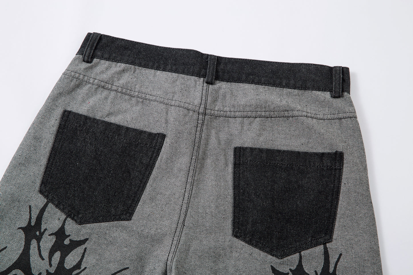 Tribal Flame Print | Baggy Jeans - Santo 