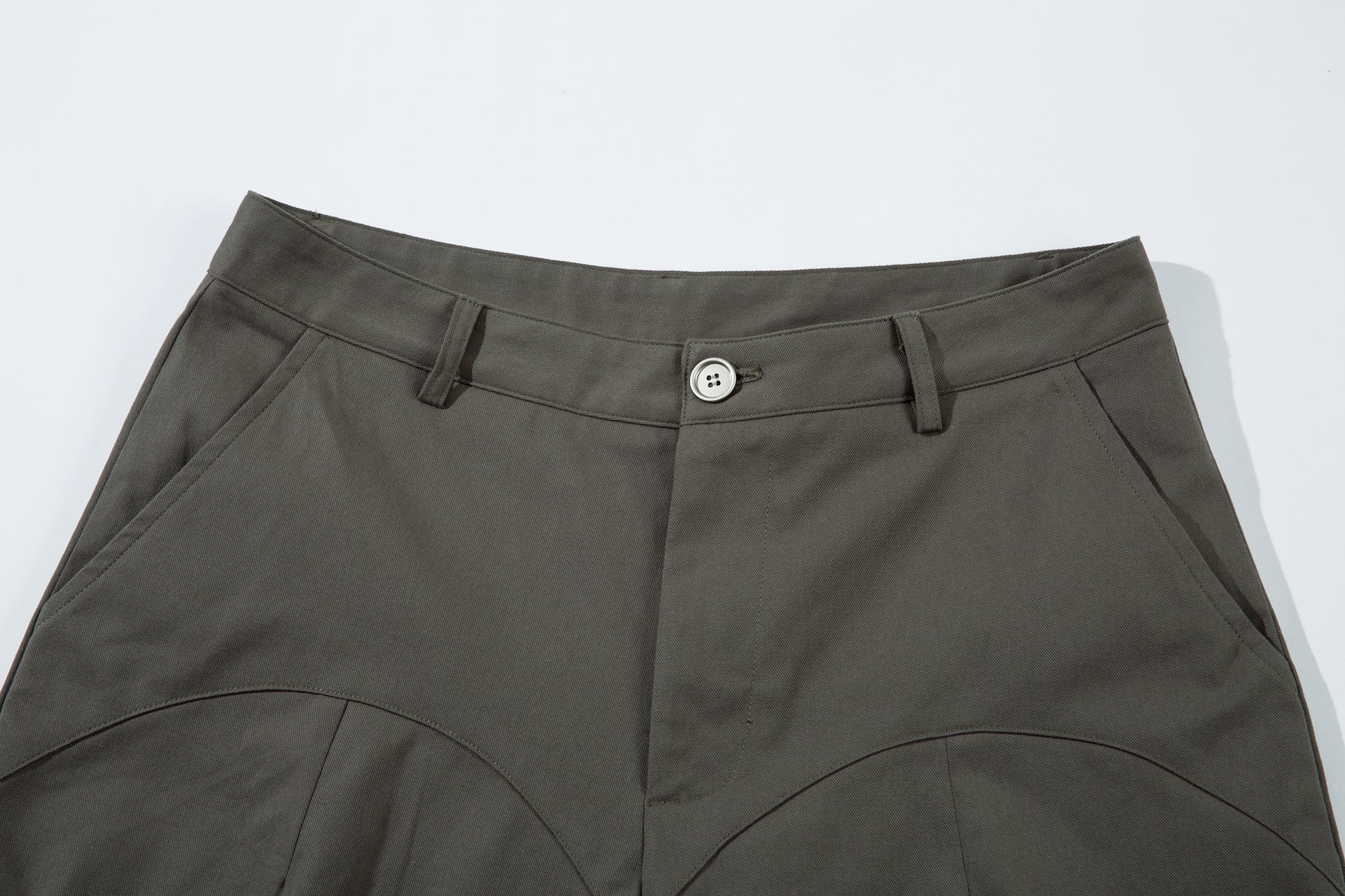 Minimalist Streetwear | Loose Shorts - Santo 
