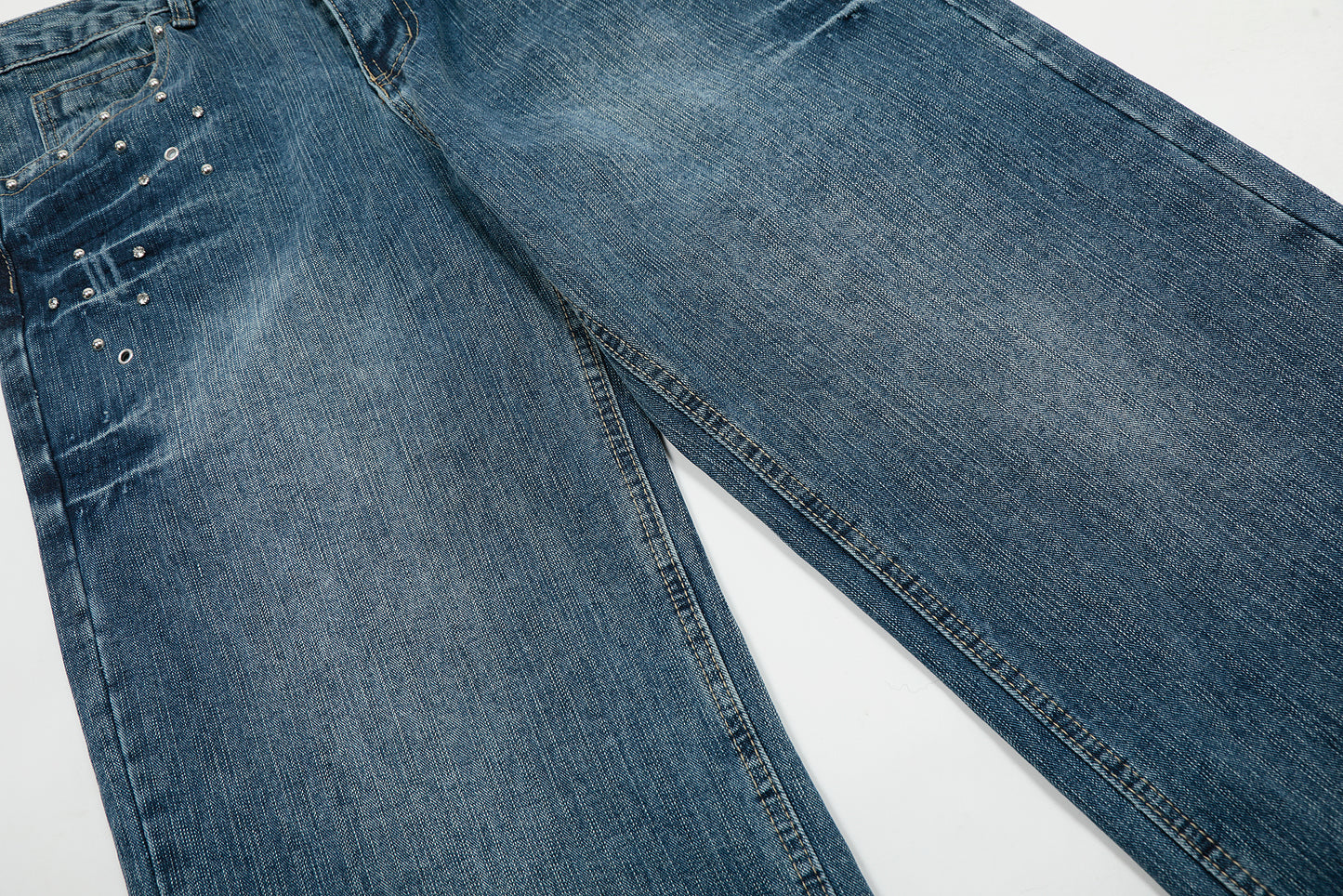 Studded Vintage Denim | Straight Jeans - Santo 